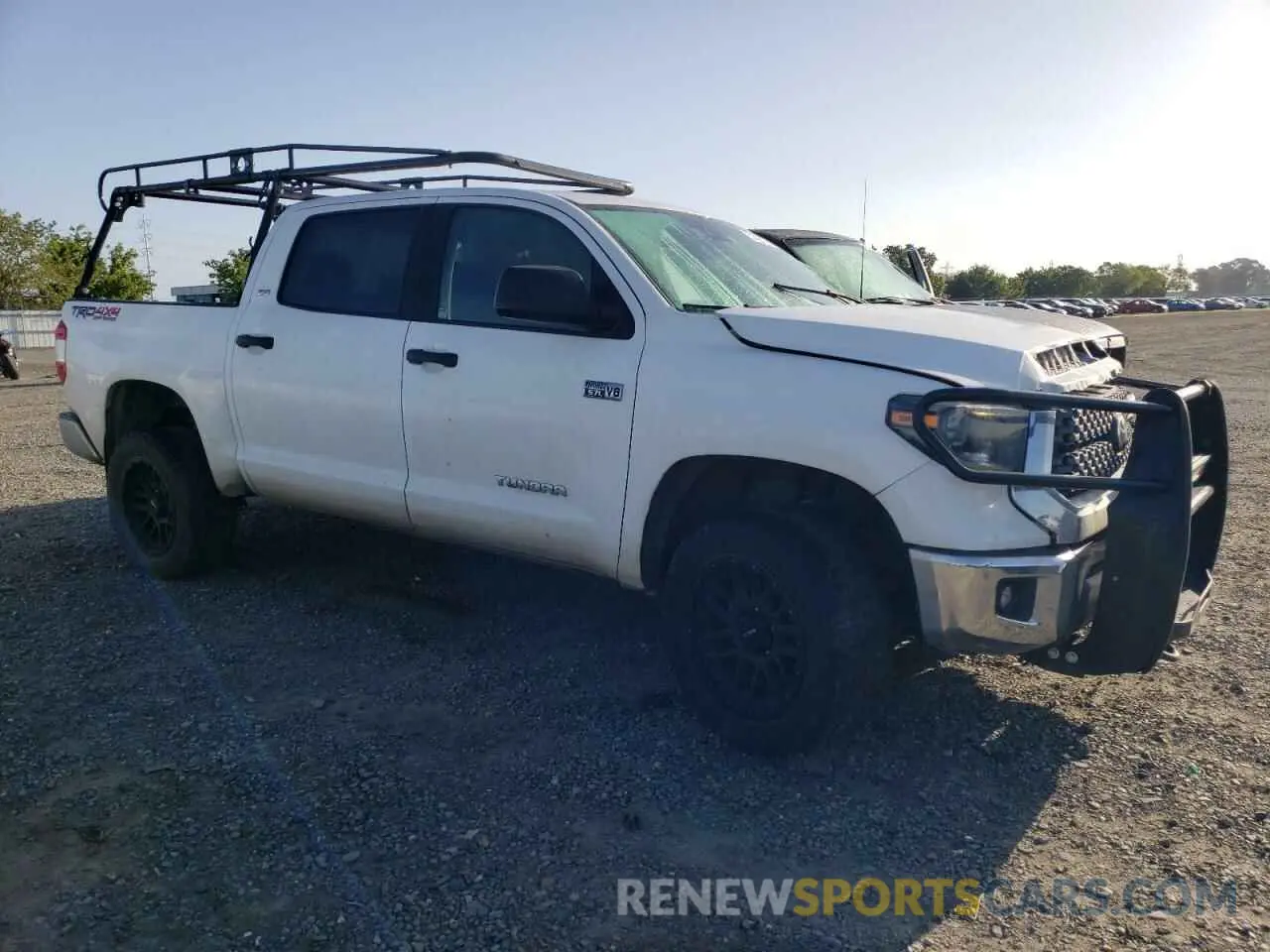 4 fotografías del automóvil dañado 5TFDY5F15LX942161 TOYOTA TUNDRA 2020