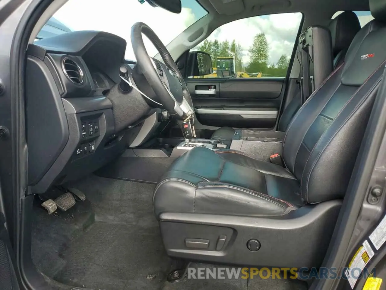7 fotografías del automóvil dañado 5TFDY5F17LX940590 TOYOTA TUNDRA 2020