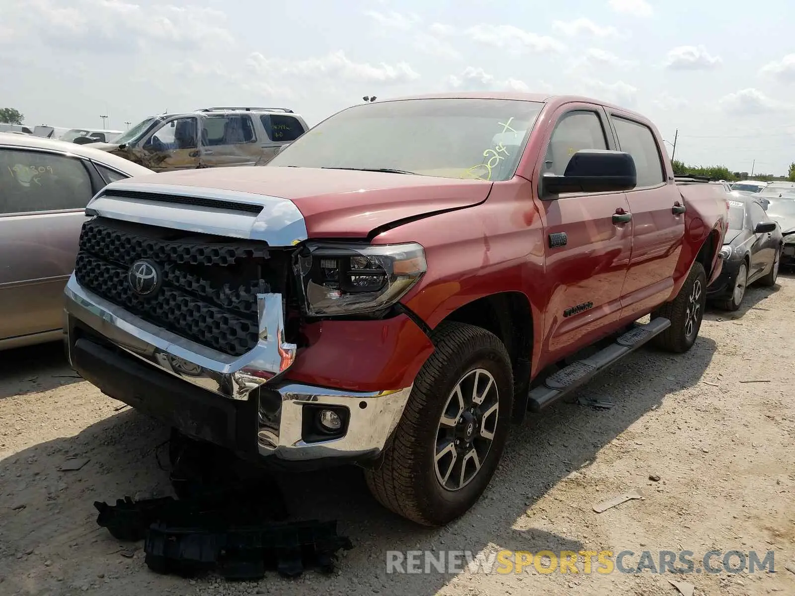2 fotografías del automóvil dañado 5TFDY5F18LX918839 TOYOTA TUNDRA 2020