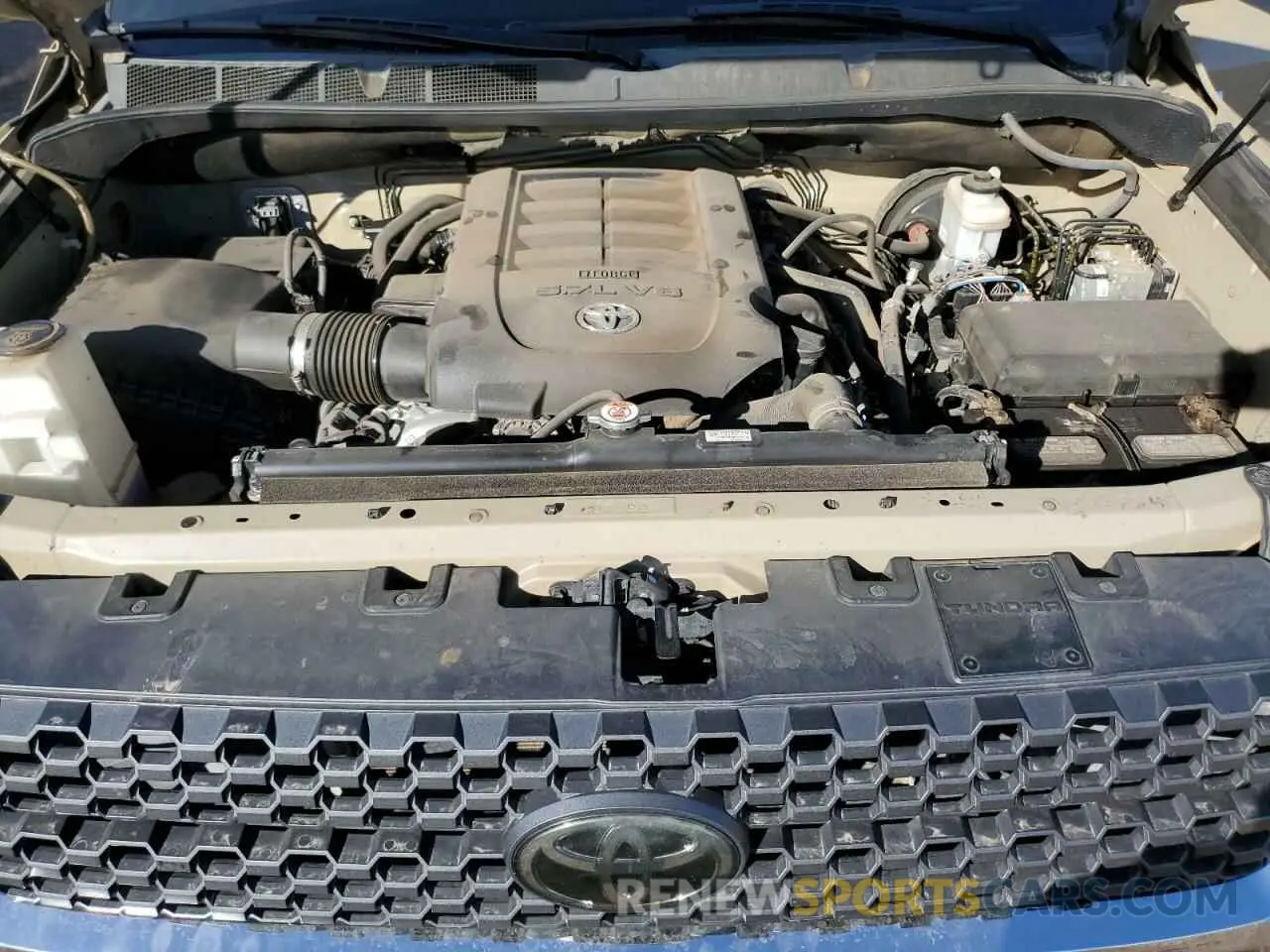 11 fotografías del automóvil dañado 5TFDY5F18LX927931 TOYOTA TUNDRA 2020