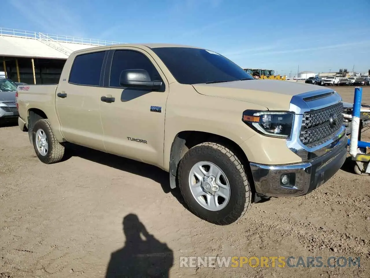 4 fotografías del automóvil dañado 5TFDY5F18LX927931 TOYOTA TUNDRA 2020