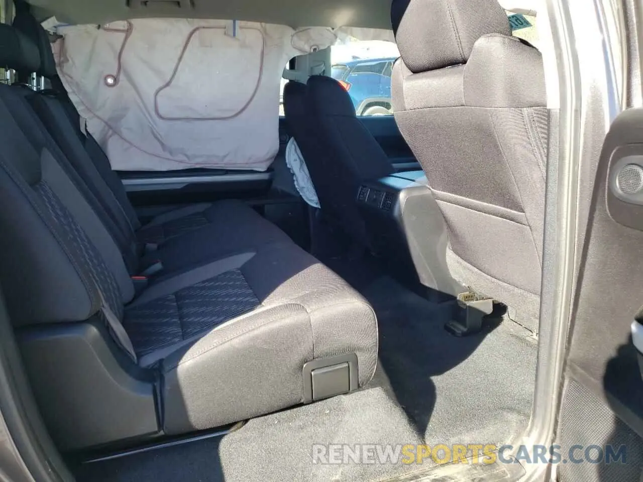 6 fotografías del automóvil dañado 5TFDY5F18LX946351 TOYOTA TUNDRA 2020
