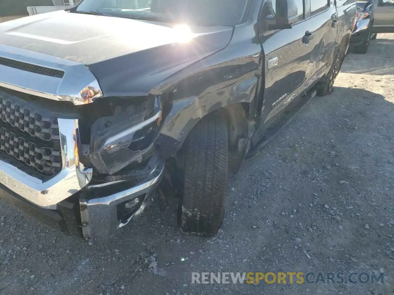 9 fotografías del automóvil dañado 5TFDY5F18LX946351 TOYOTA TUNDRA 2020