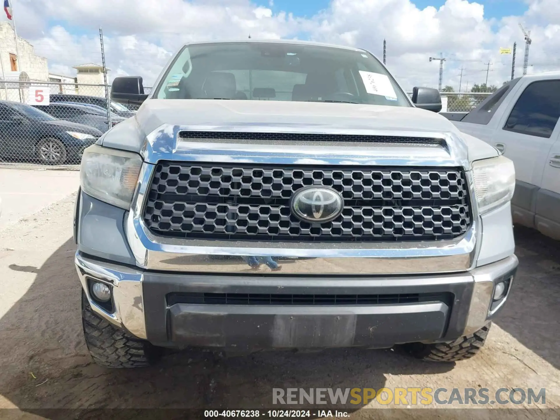 12 fotografías del automóvil dañado 5TFDY5F19LX915772 TOYOTA TUNDRA 2020