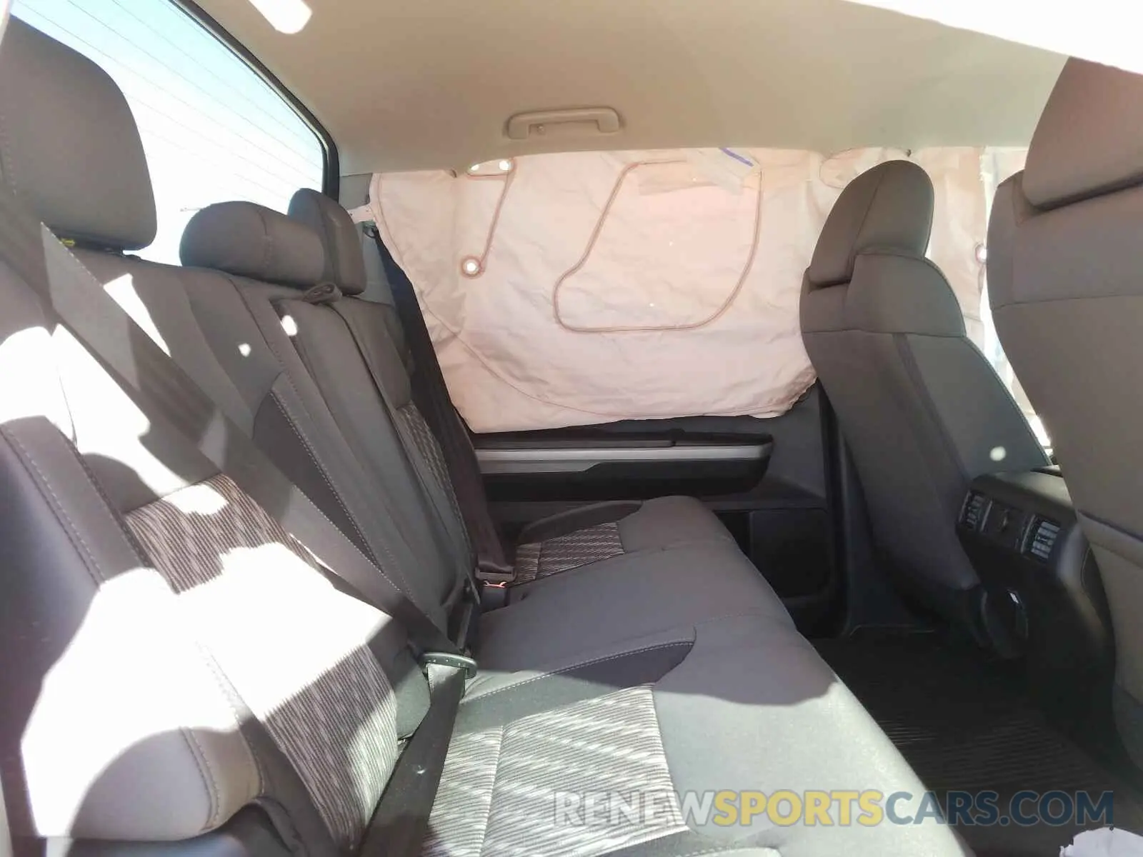 6 fotografías del automóvil dañado 5TFDY5F1XLX875170 TOYOTA TUNDRA 2020