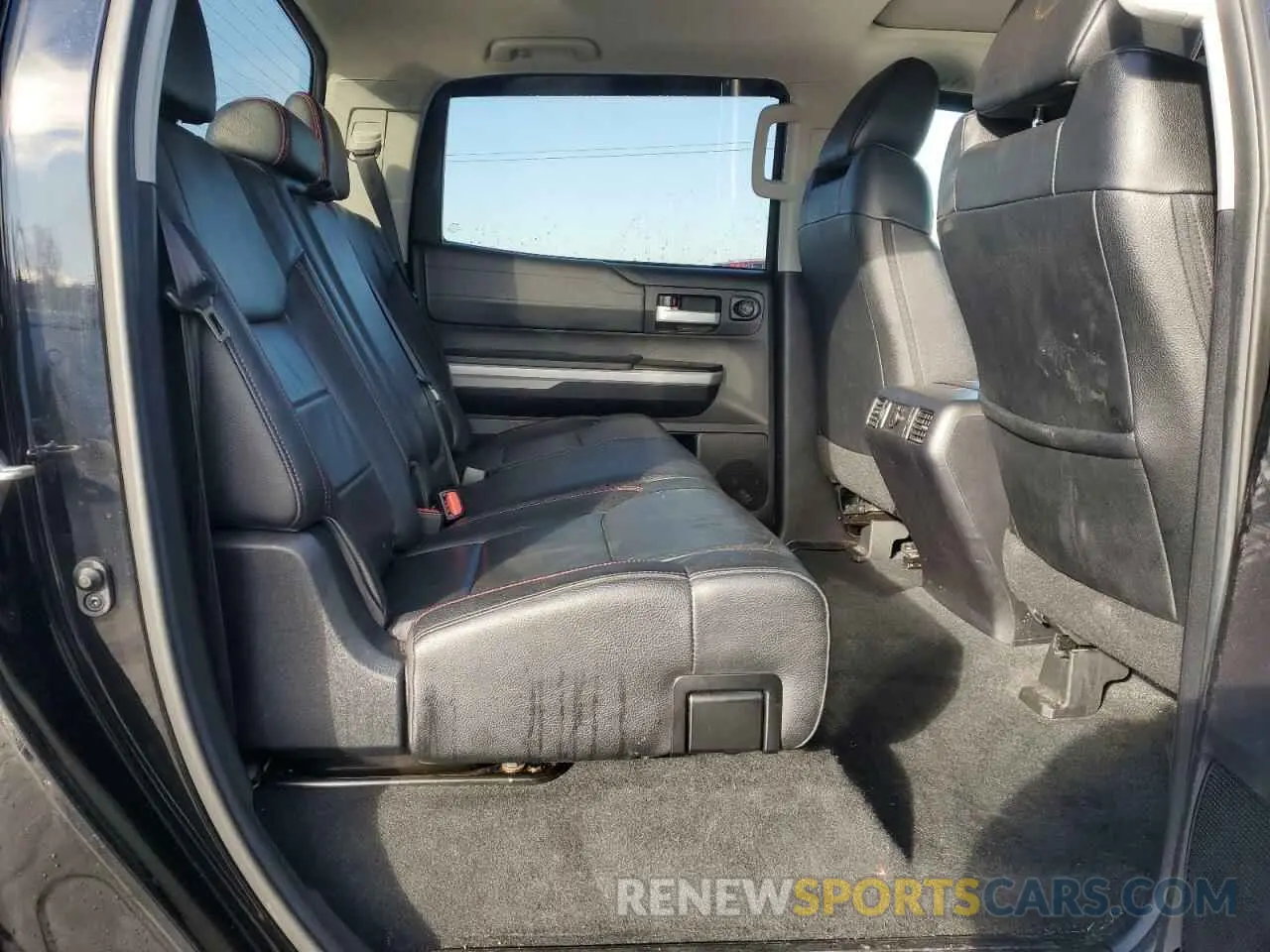 10 fotografías del automóvil dañado 5TFDY5F1XLX907213 TOYOTA TUNDRA 2020