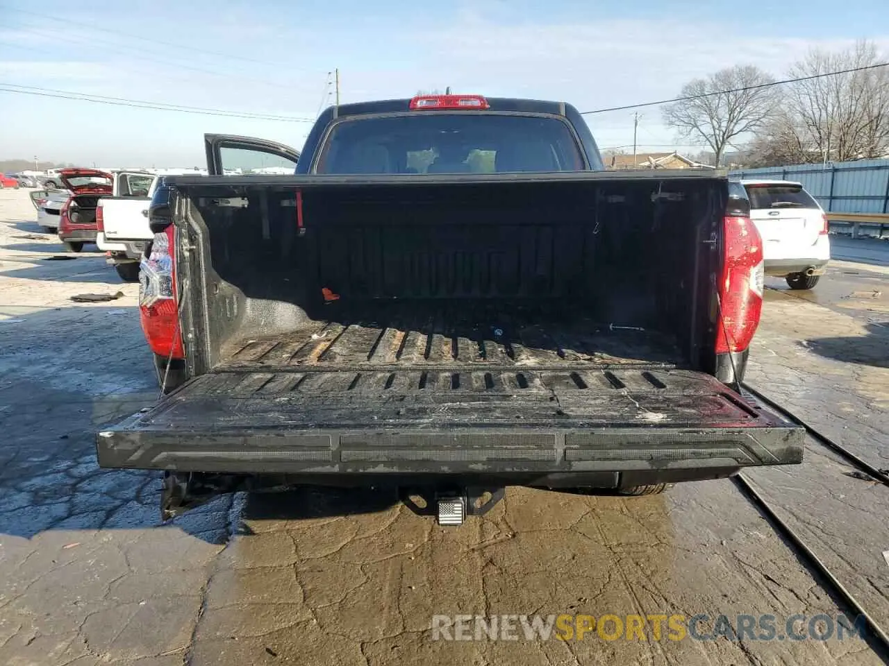 6 fotografías del automóvil dañado 5TFDY5F1XLX907213 TOYOTA TUNDRA 2020