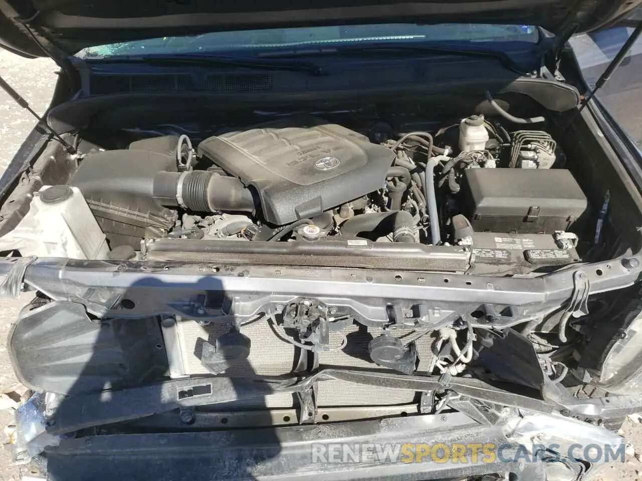 7 fotografías del automóvil dañado 5TFEY5F10LX269834 TOYOTA TUNDRA 2020