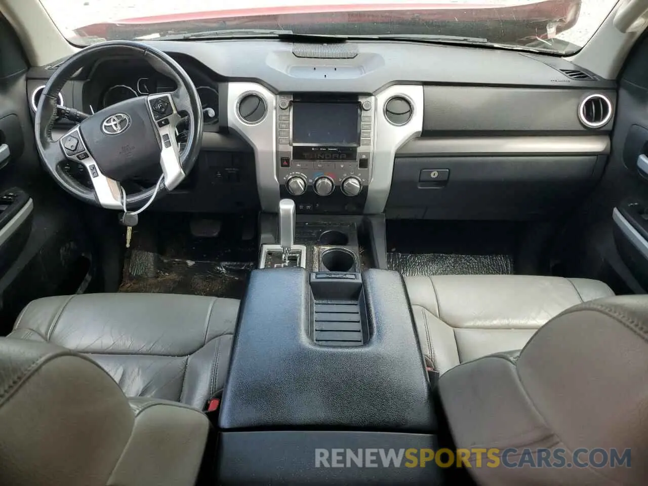 8 fotografías del automóvil dañado 5TFEY5F11LX263024 TOYOTA TUNDRA 2020