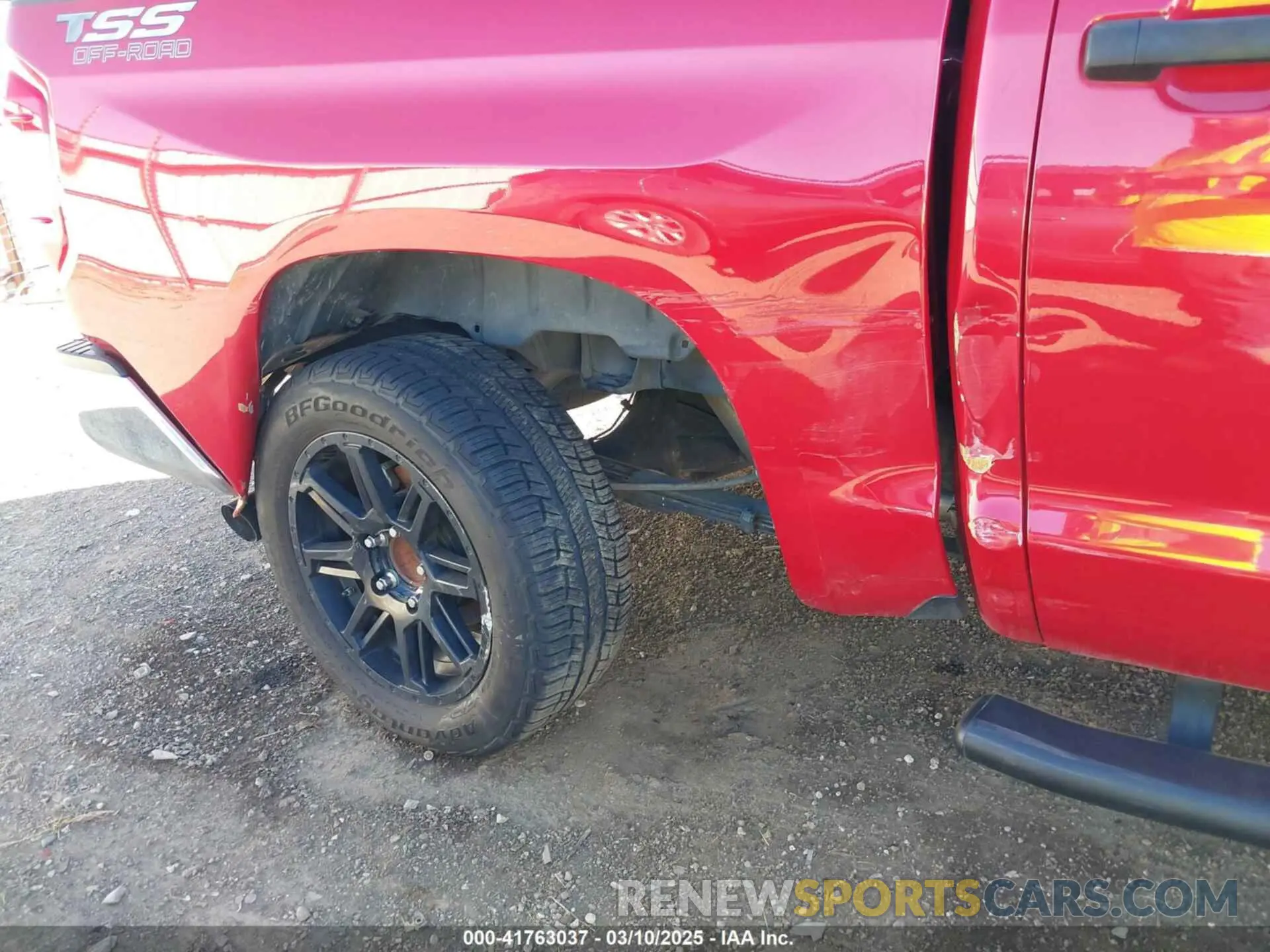 6 fotografías del automóvil dañado 5TFEY5F12LX261346 TOYOTA TUNDRA 2020