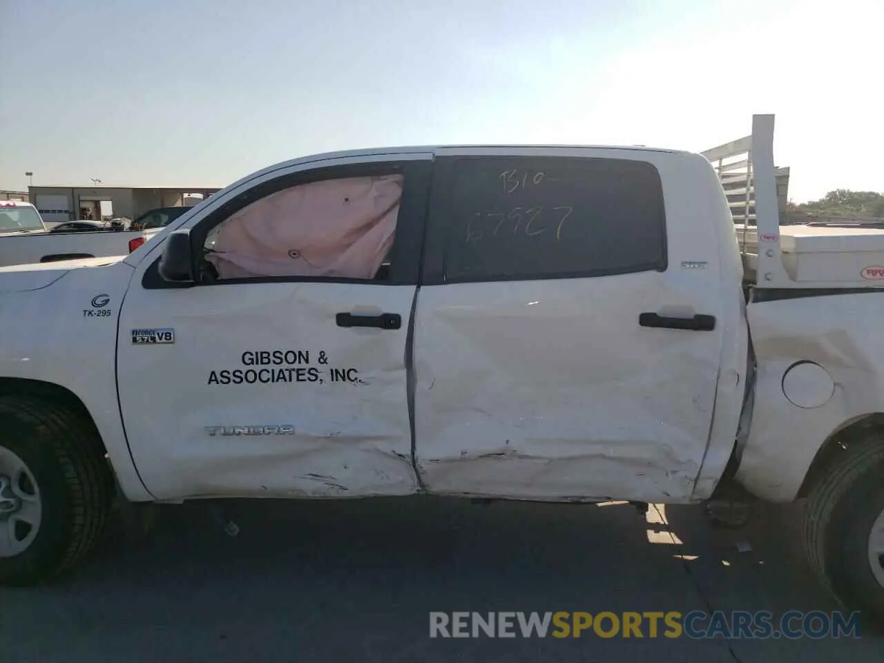 10 fotografías del automóvil dañado 5TFEY5F14LX256164 TOYOTA TUNDRA 2020