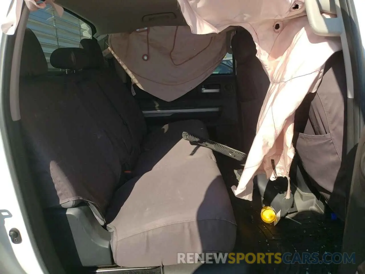 6 fotografías del automóvil dañado 5TFEY5F14LX256164 TOYOTA TUNDRA 2020