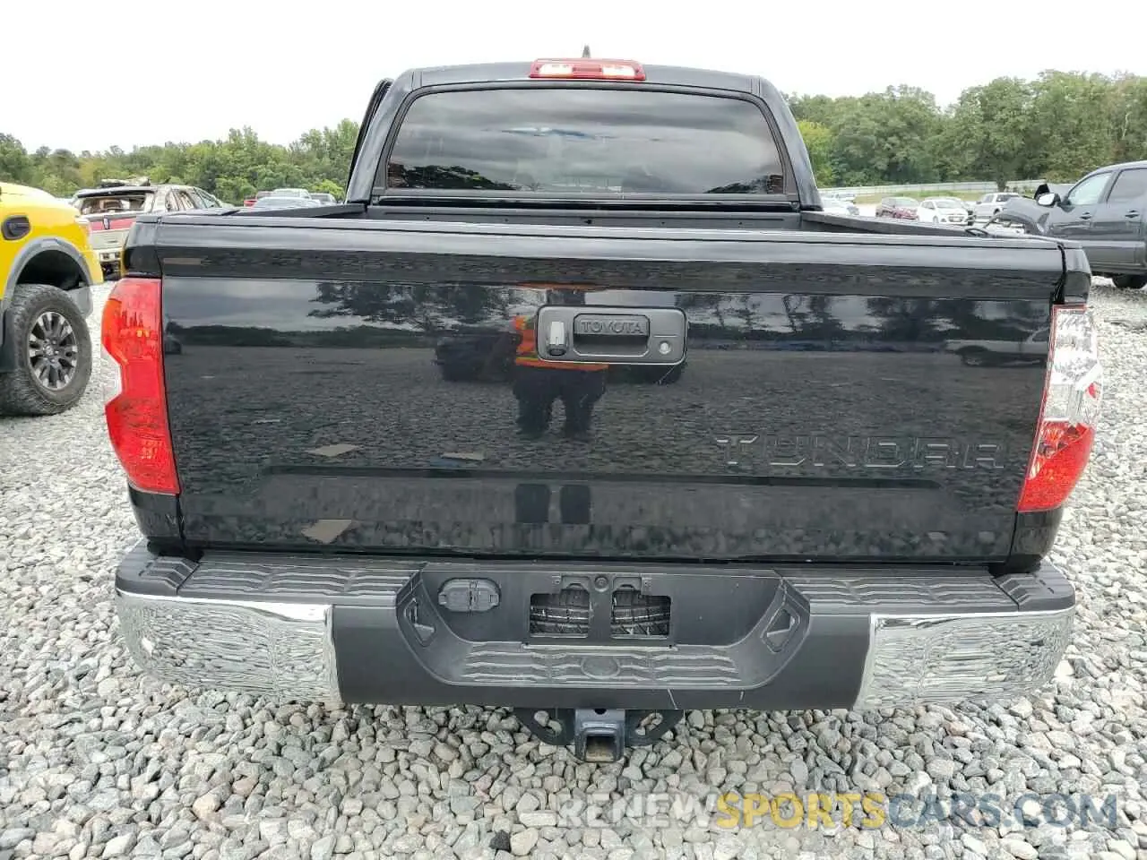 6 fotografías del automóvil dañado 5TFEY5F17LX260869 TOYOTA TUNDRA 2020