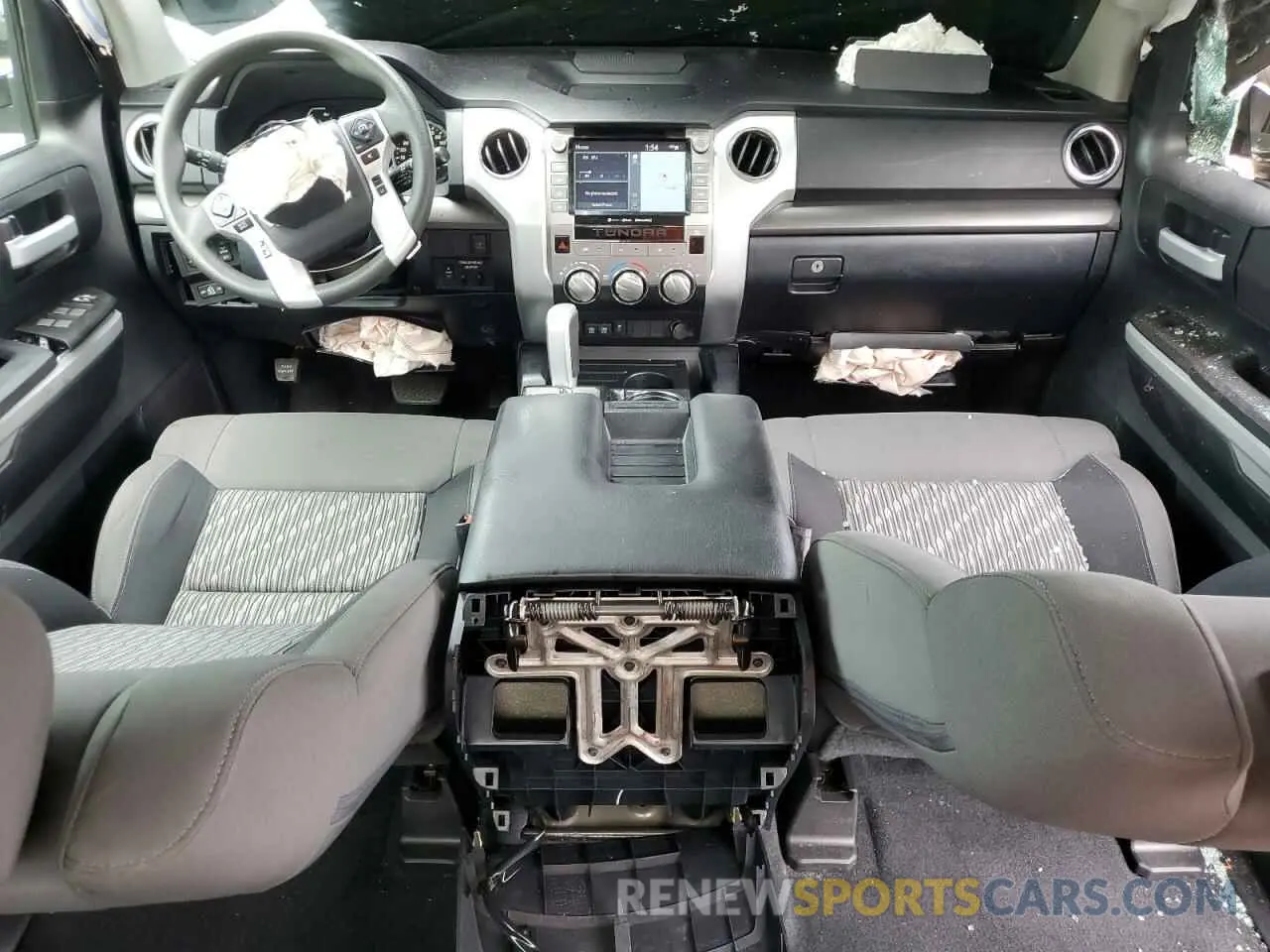 8 fotografías del automóvil dañado 5TFEY5F17LX260869 TOYOTA TUNDRA 2020