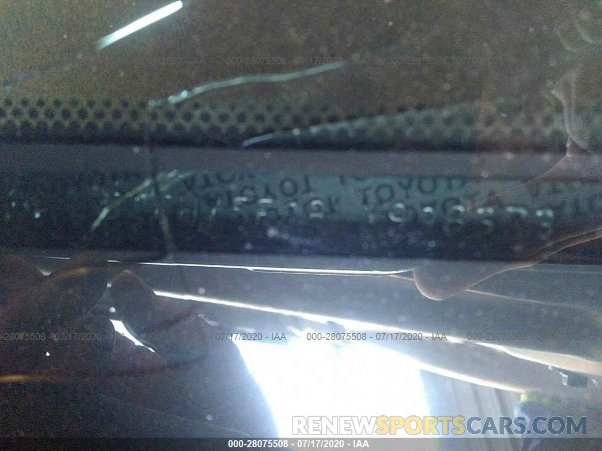9 fotografías del automóvil dañado 5TFHY5F18LX918373 TOYOTA TUNDRA 2020