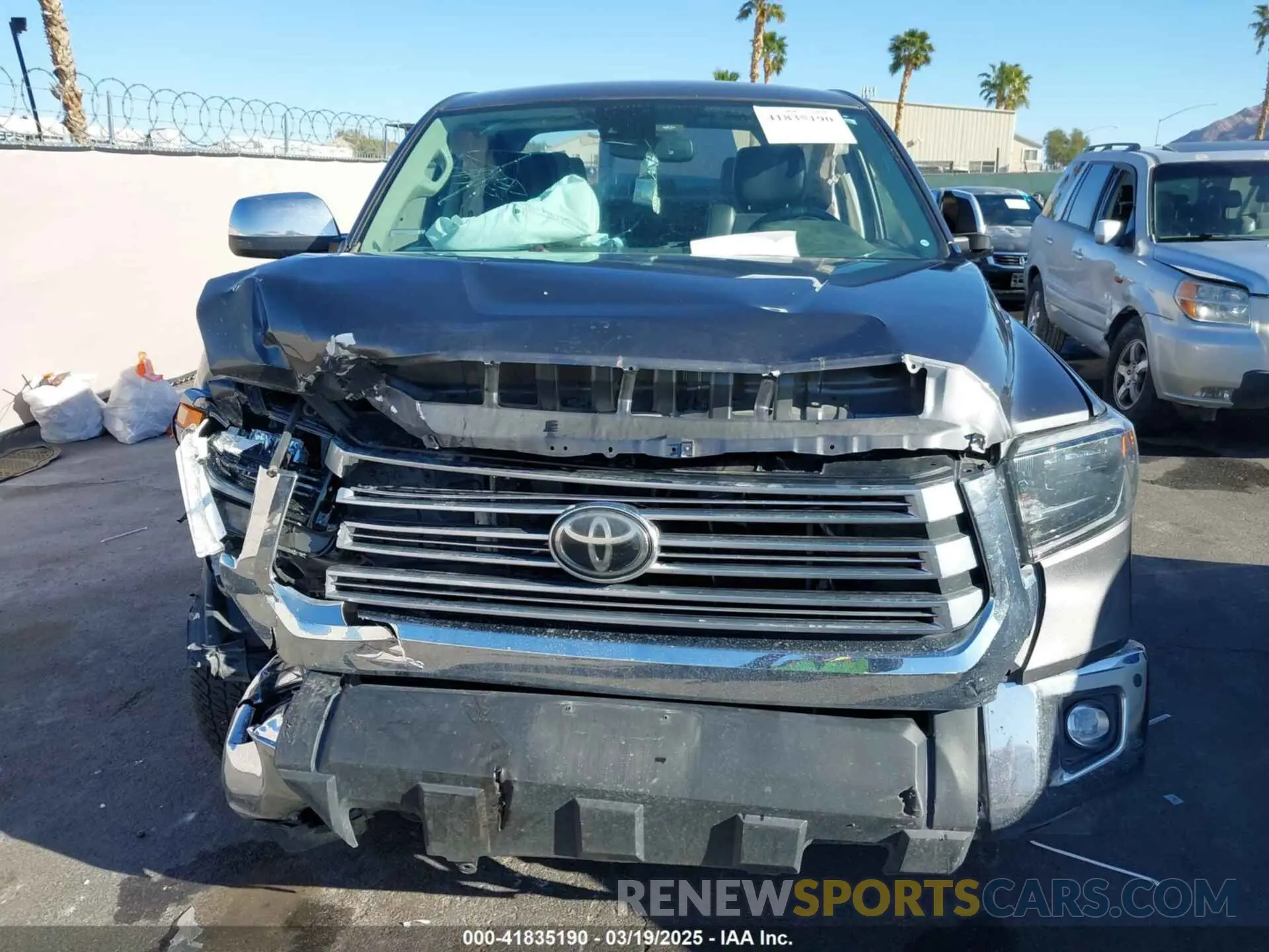 11 fotografías del automóvil dañado 5TFHY5F18LX948800 TOYOTA TUNDRA 2020