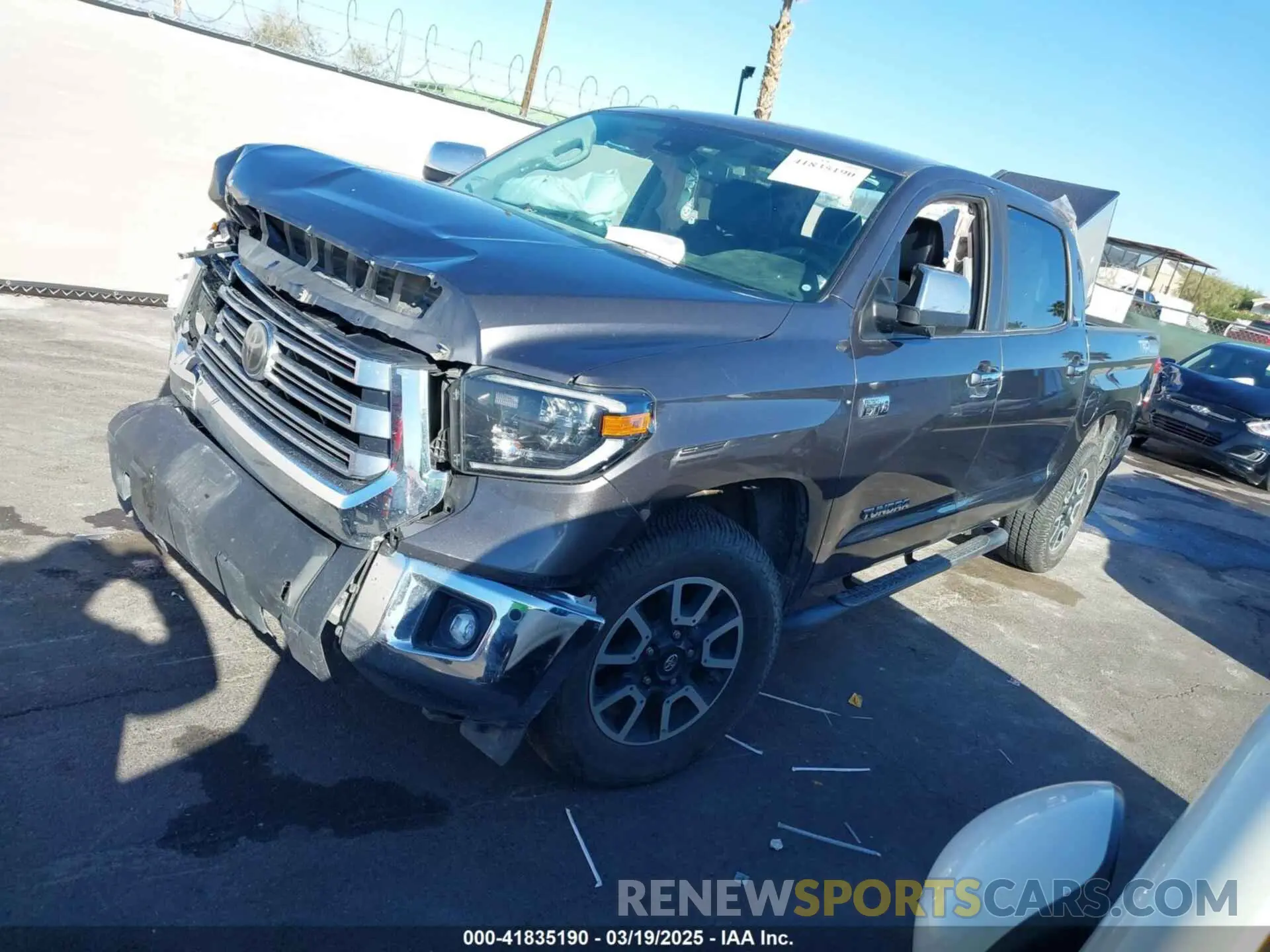 2 fotografías del automóvil dañado 5TFHY5F18LX948800 TOYOTA TUNDRA 2020