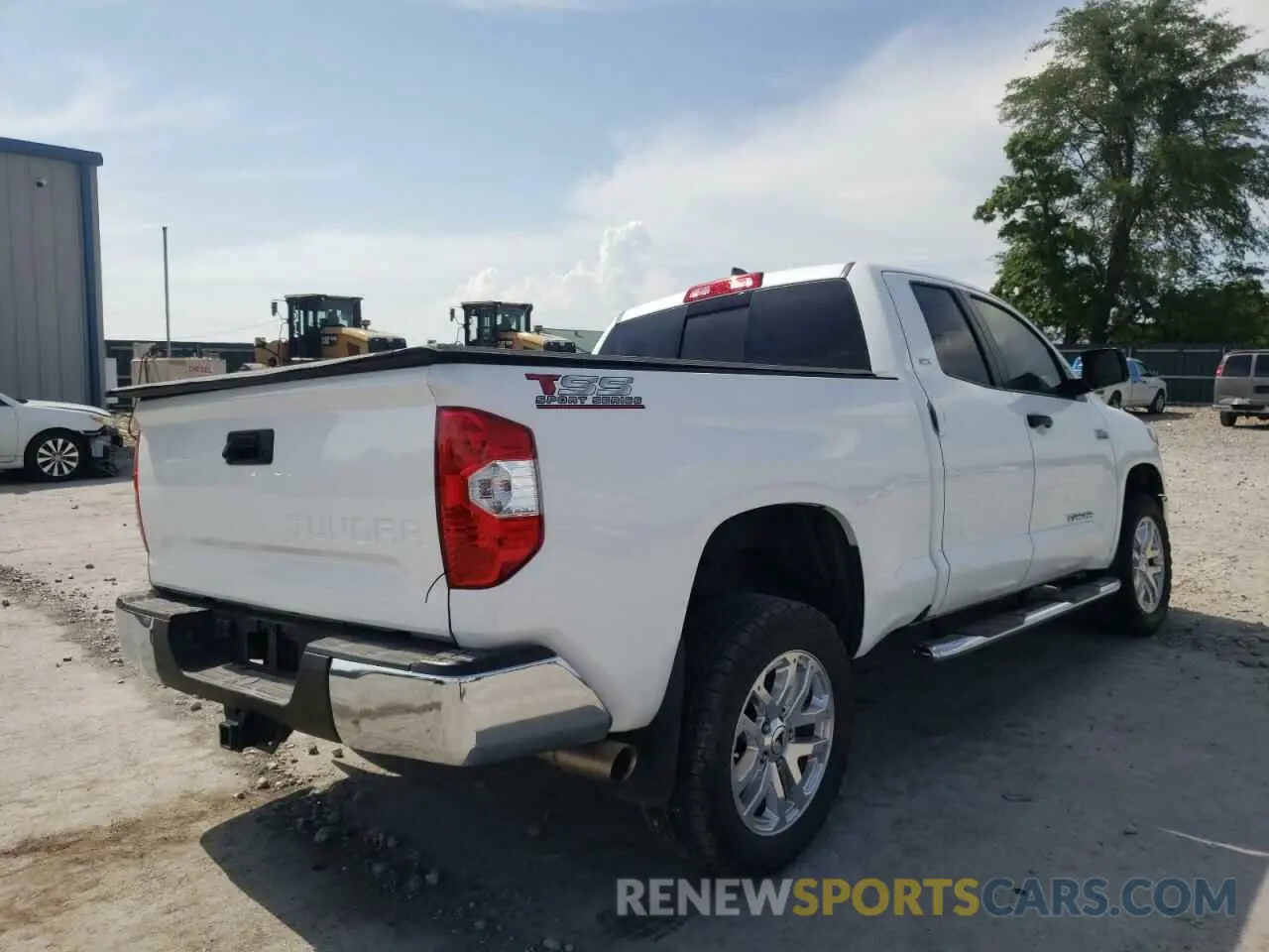 4 fotografías del automóvil dañado 5TFRY5F10LX257264 TOYOTA TUNDRA 2020
