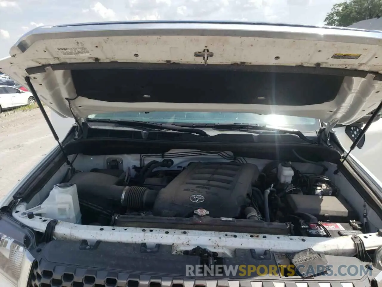 7 fotografías del automóvil dañado 5TFRY5F10LX257264 TOYOTA TUNDRA 2020