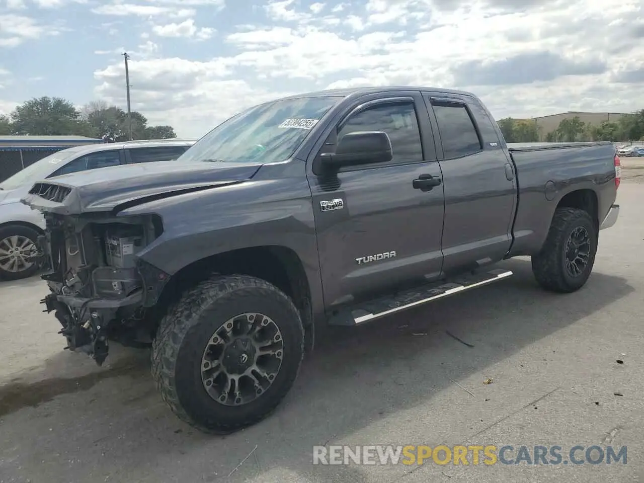 1 fotografías del automóvil dañado 5TFRY5F12LX266936 TOYOTA TUNDRA 2020