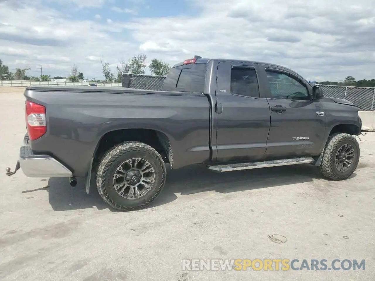 3 fotografías del automóvil dañado 5TFRY5F12LX266936 TOYOTA TUNDRA 2020