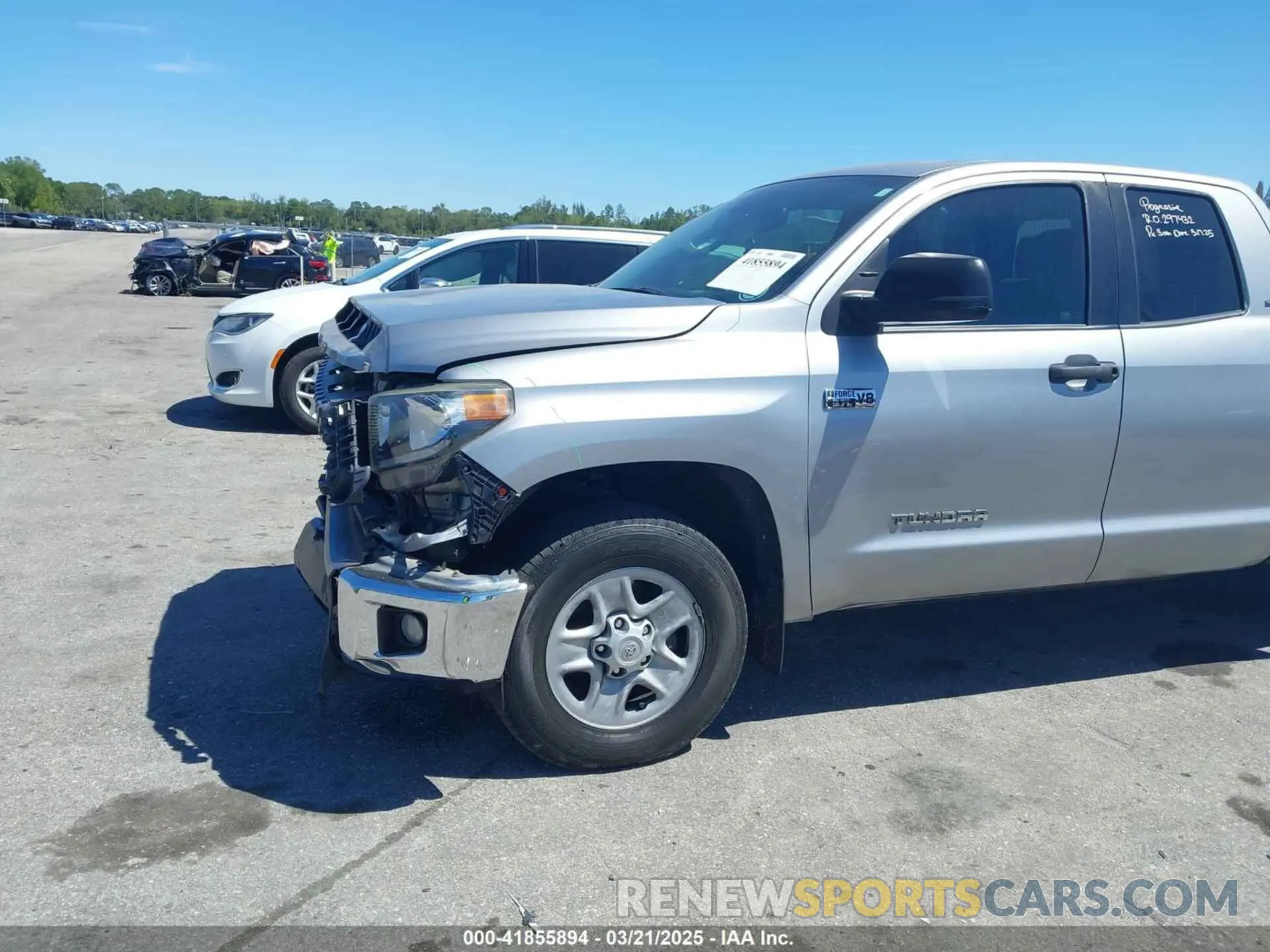 6 fotografías del automóvil dañado 5TFUY5F11LX931965 TOYOTA TUNDRA 2020