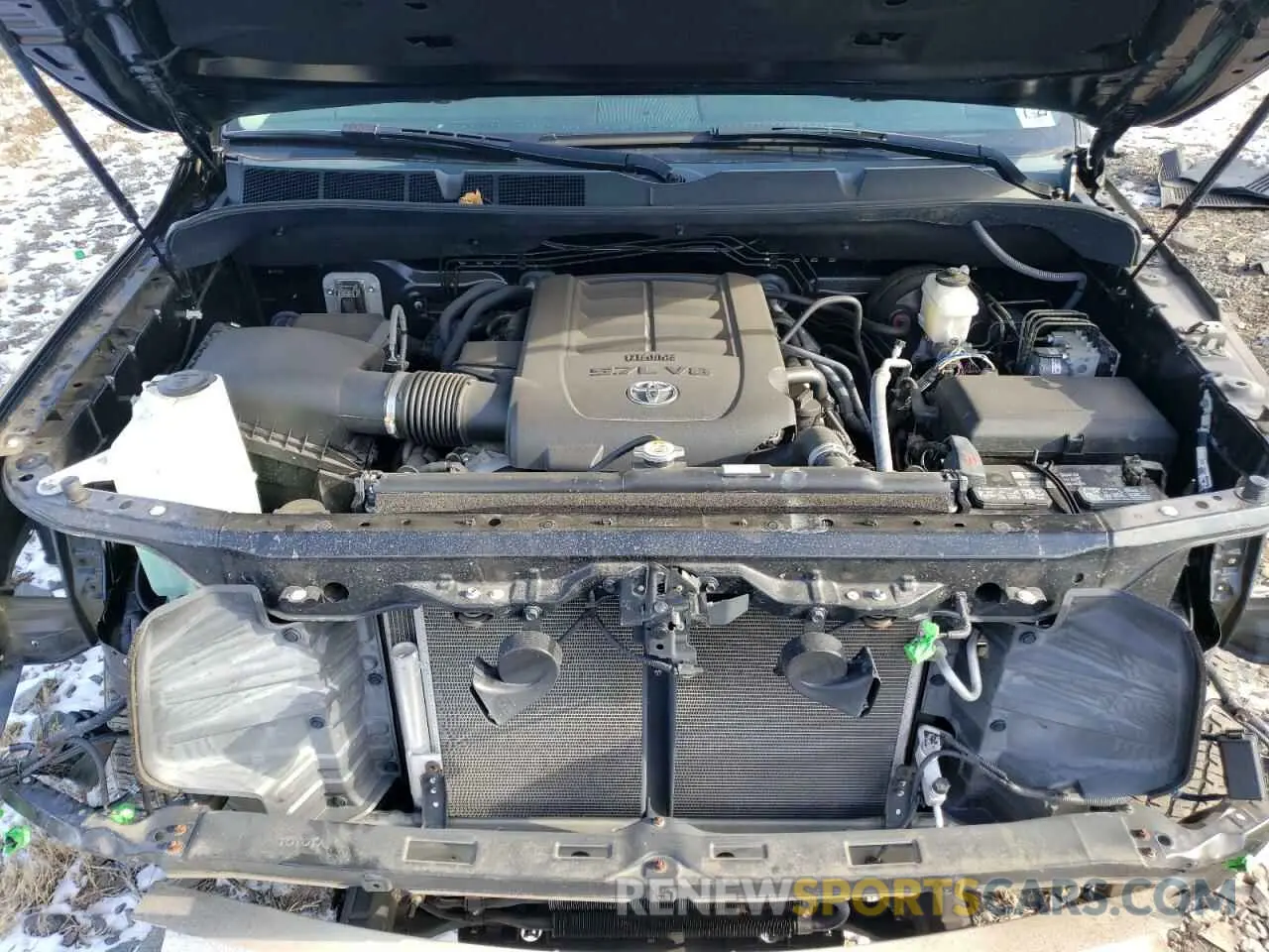 11 fotografías del automóvil dañado 5TFUY5F13LX922653 TOYOTA TUNDRA 2020