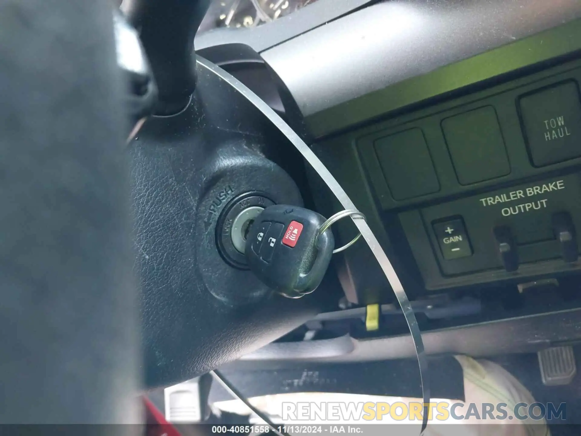 11 fotografías del automóvil dañado 5TFUY5F14LX918658 TOYOTA TUNDRA 2020