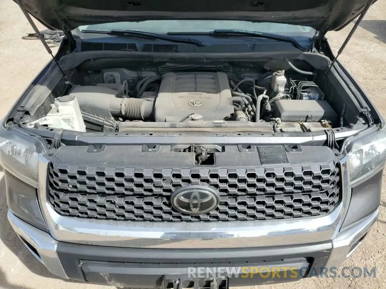 11 fotografías del automóvil dañado 5TFUY5F16LX874565 TOYOTA TUNDRA 2020