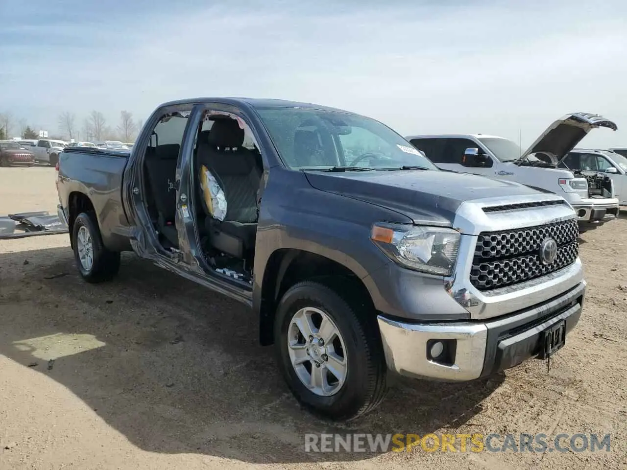 4 fotografías del automóvil dañado 5TFUY5F16LX874565 TOYOTA TUNDRA 2020