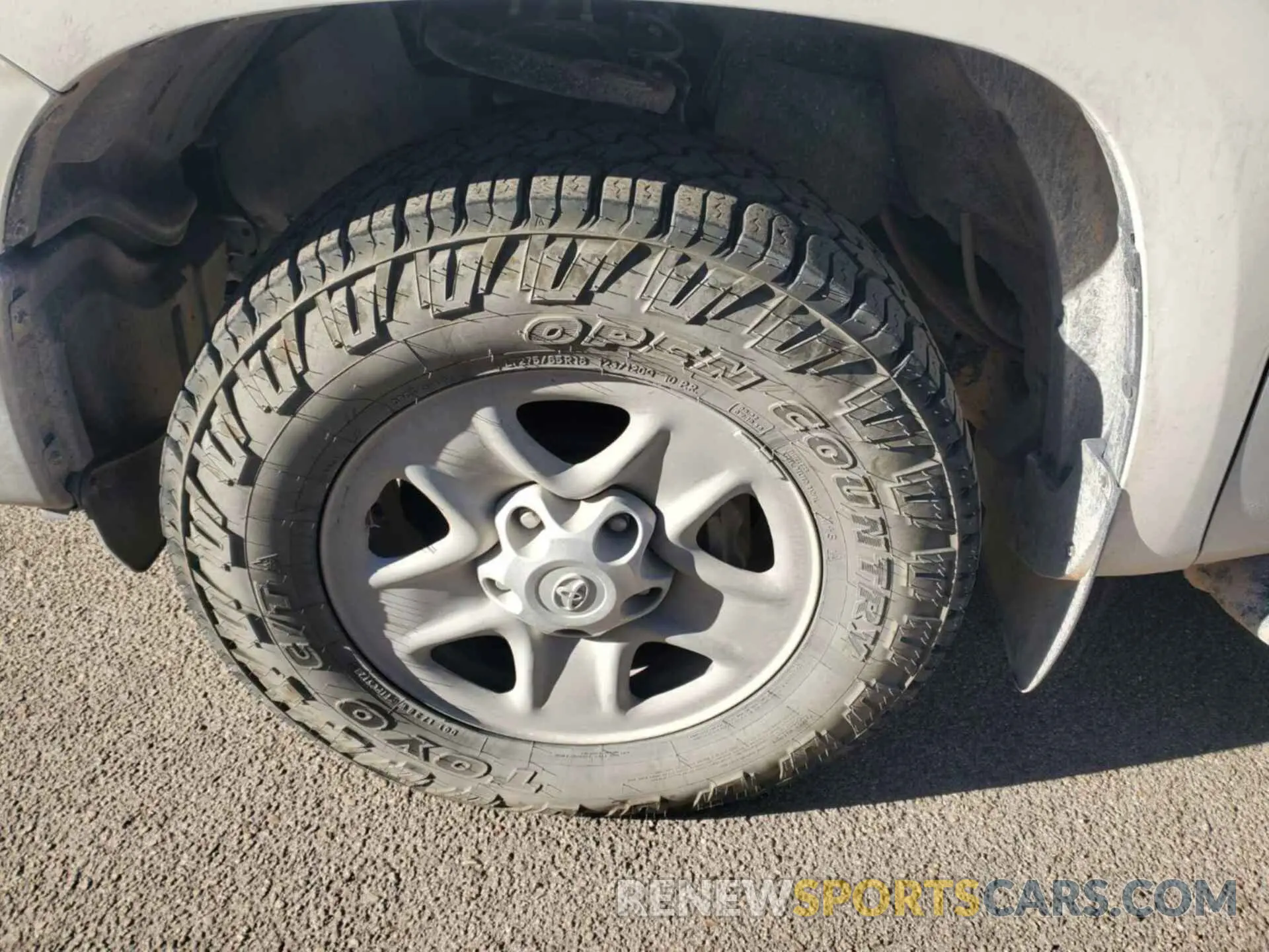 14 fotografías del automóvil dañado 5TFUY5F16LX878342 TOYOTA TUNDRA 2020
