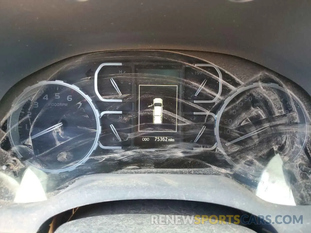 9 fotografías del automóvil dañado 5TFUY5F17LX955641 TOYOTA TUNDRA 2020