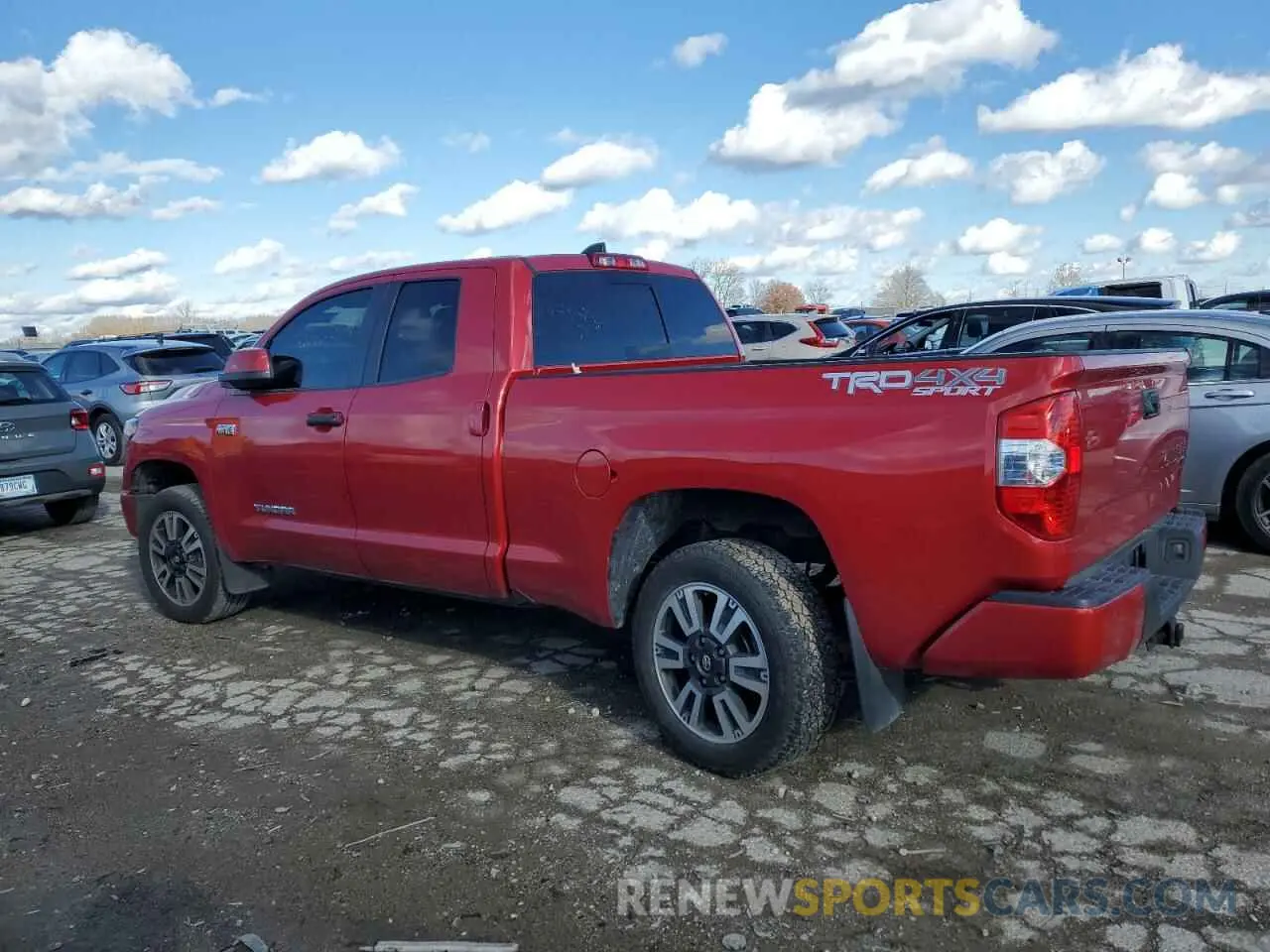 2 fotografías del automóvil dañado 5TFUY5F19LX925945 TOYOTA TUNDRA 2020