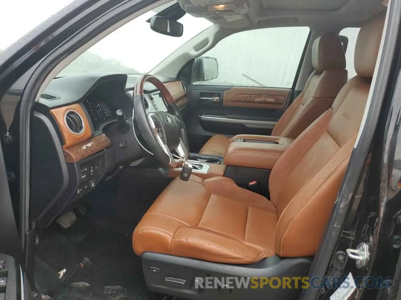 7 fotografías del automóvil dañado 5TFAY5F10MX991899 TOYOTA TUNDRA 2021