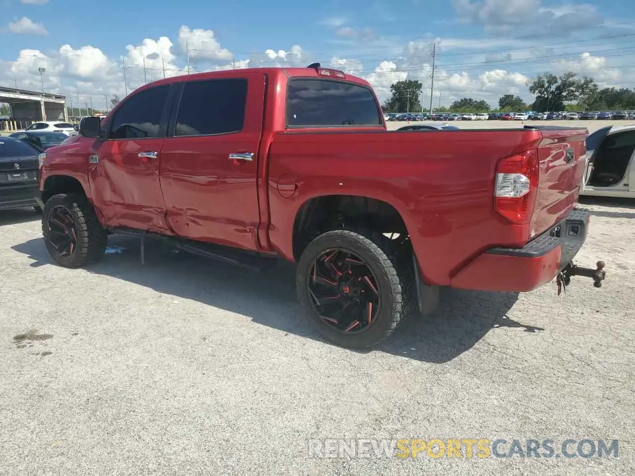 2 fotografías del automóvil dañado 5TFAY5F12MX010665 TOYOTA TUNDRA 2021