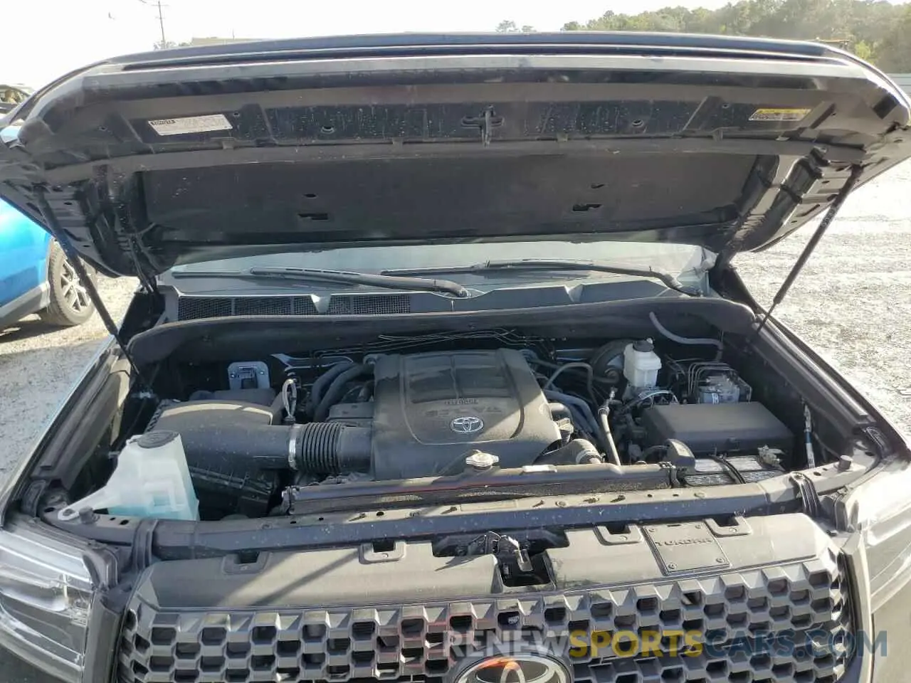 11 fotografías del automóvil dañado 5TFAY5F17MX016073 TOYOTA TUNDRA 2021