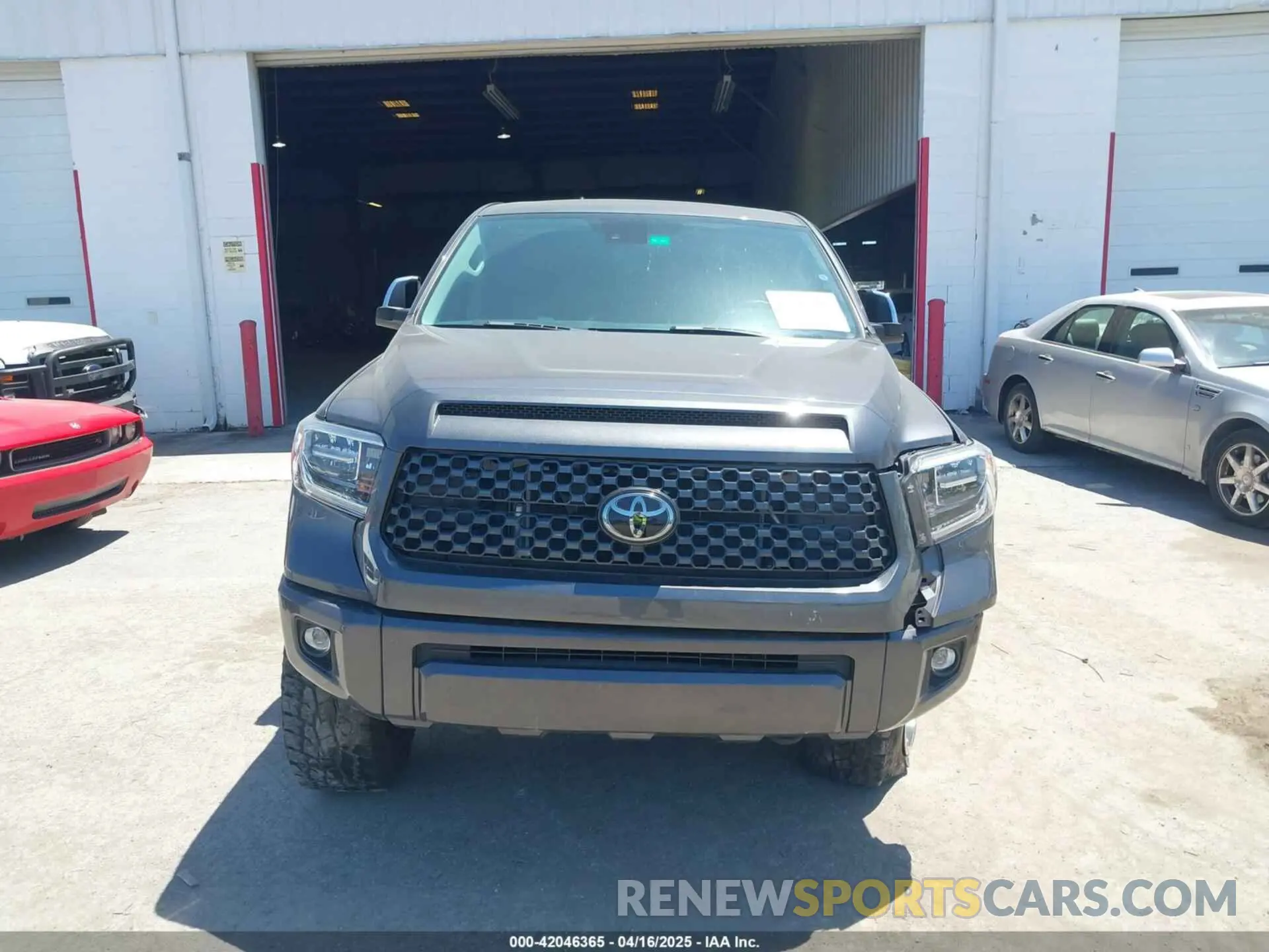 12 fotografías del automóvil dañado 5TFAY5F17MX023735 TOYOTA TUNDRA 2021