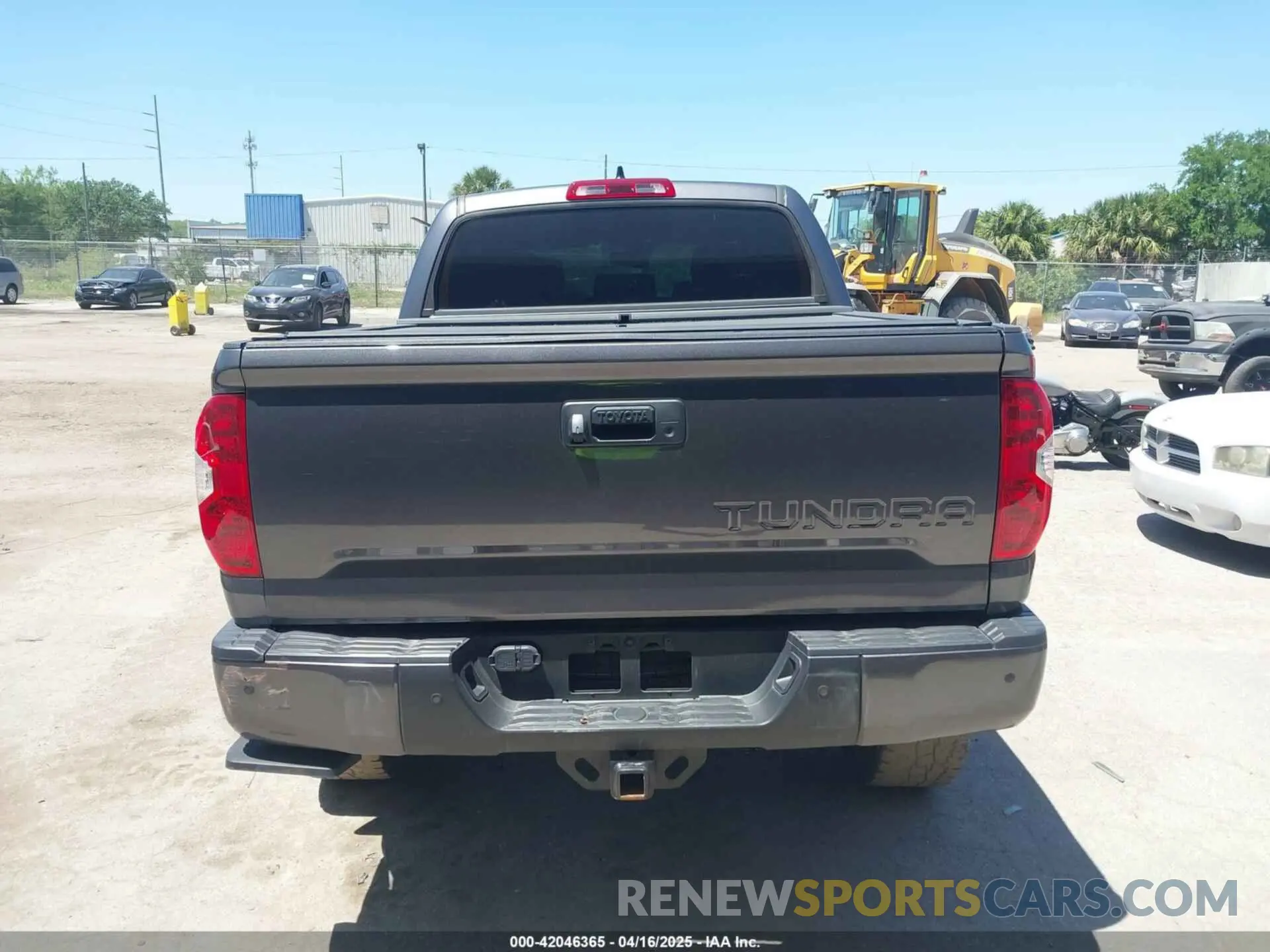 16 fotografías del automóvil dañado 5TFAY5F17MX023735 TOYOTA TUNDRA 2021