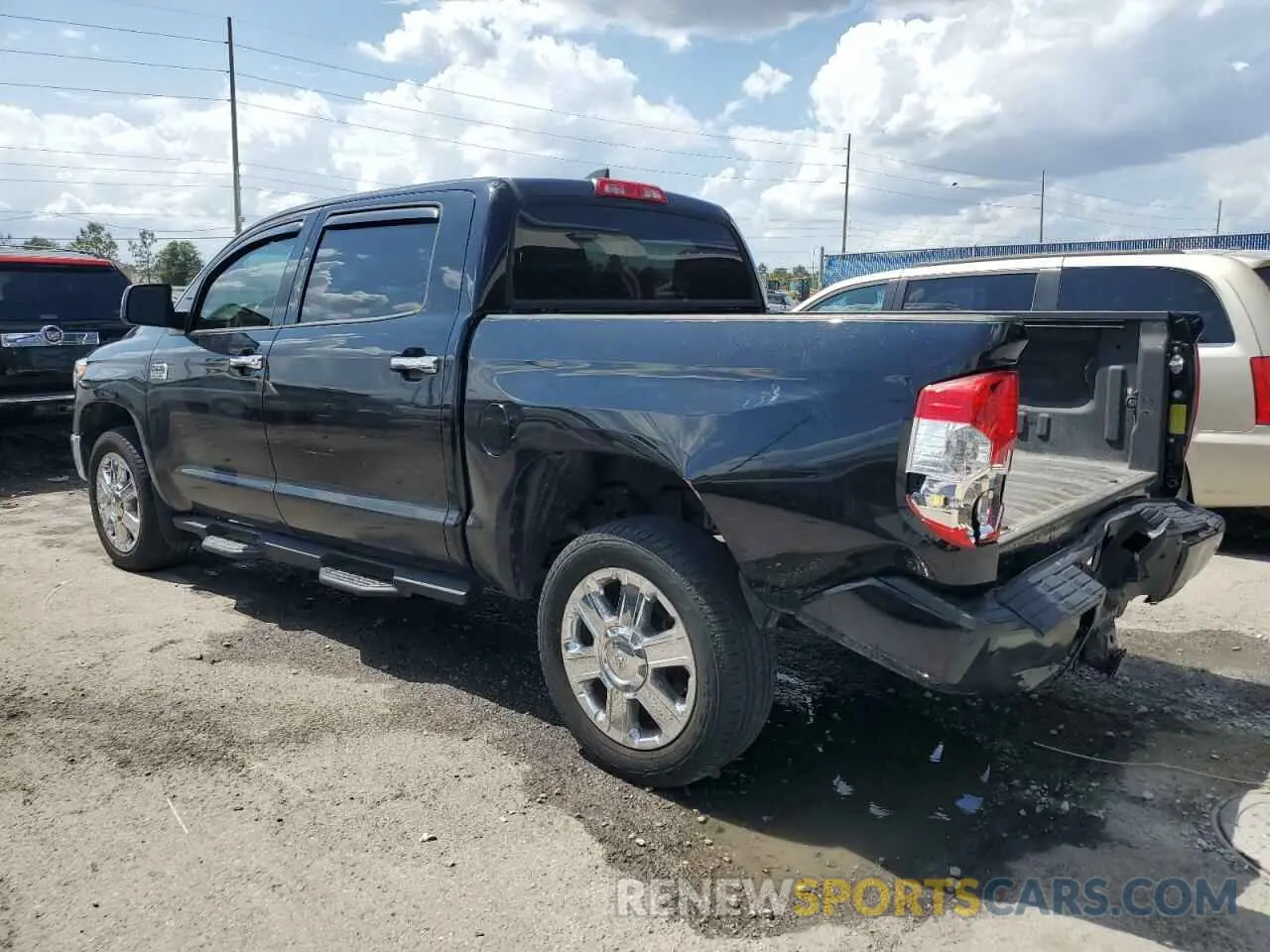 2 fotografías del automóvil dañado 5TFAY5F18MX032248 TOYOTA TUNDRA 2021
