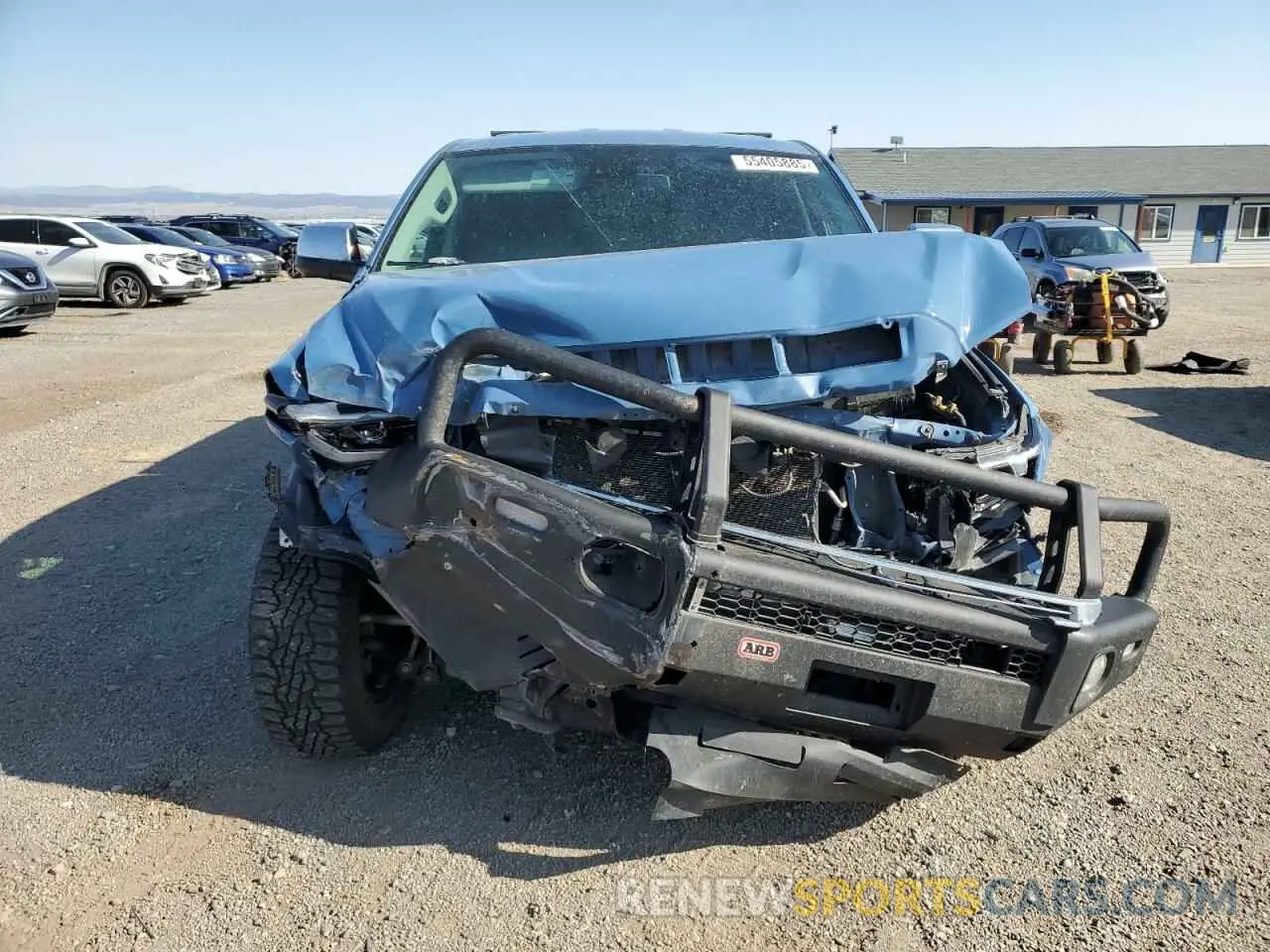 5 fotografías del automóvil dañado 5TFBY5F15MX988047 TOYOTA TUNDRA 2021