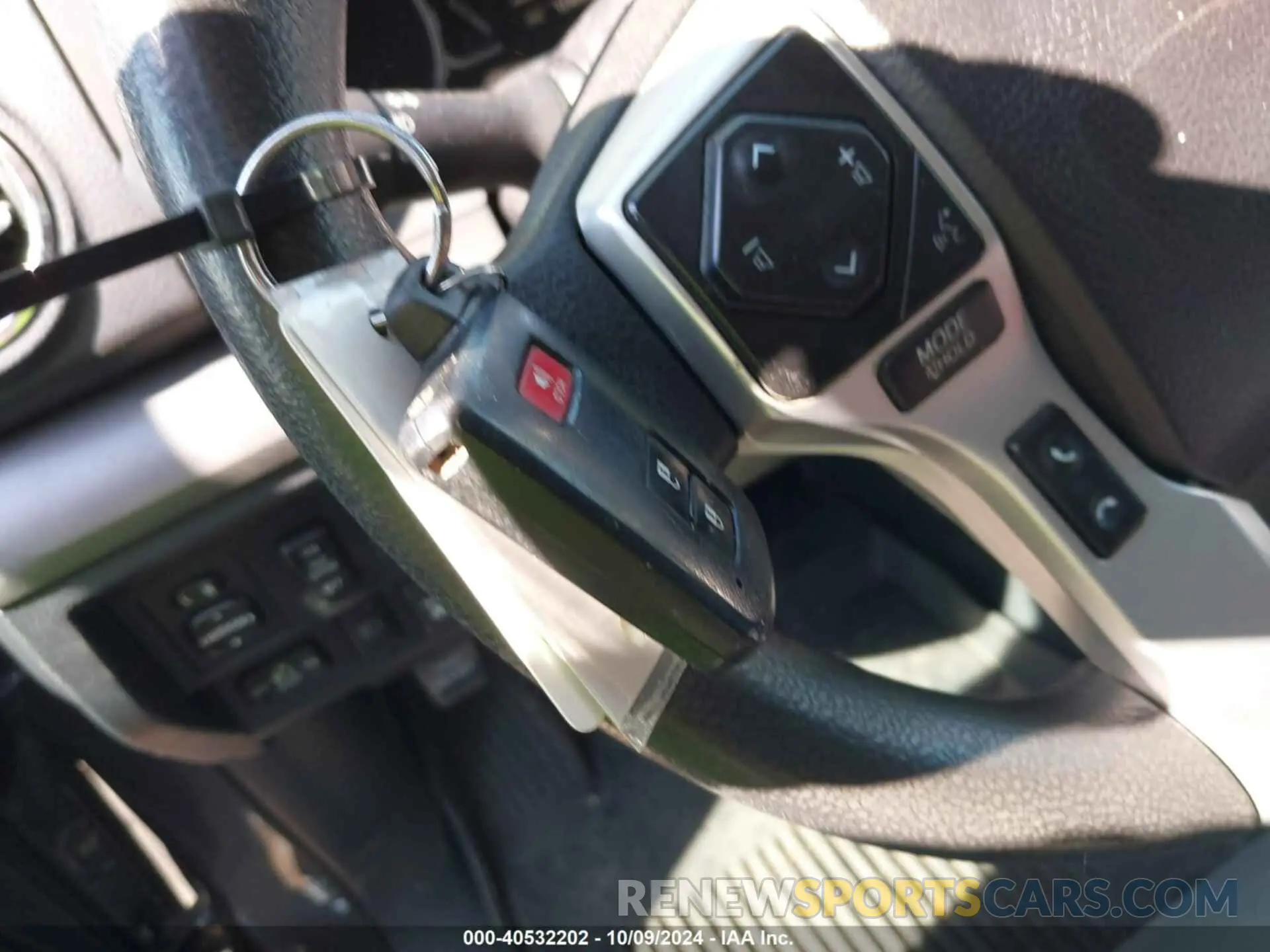 11 fotografías del automóvil dañado 5TFDY5F10MX975389 TOYOTA TUNDRA 2021