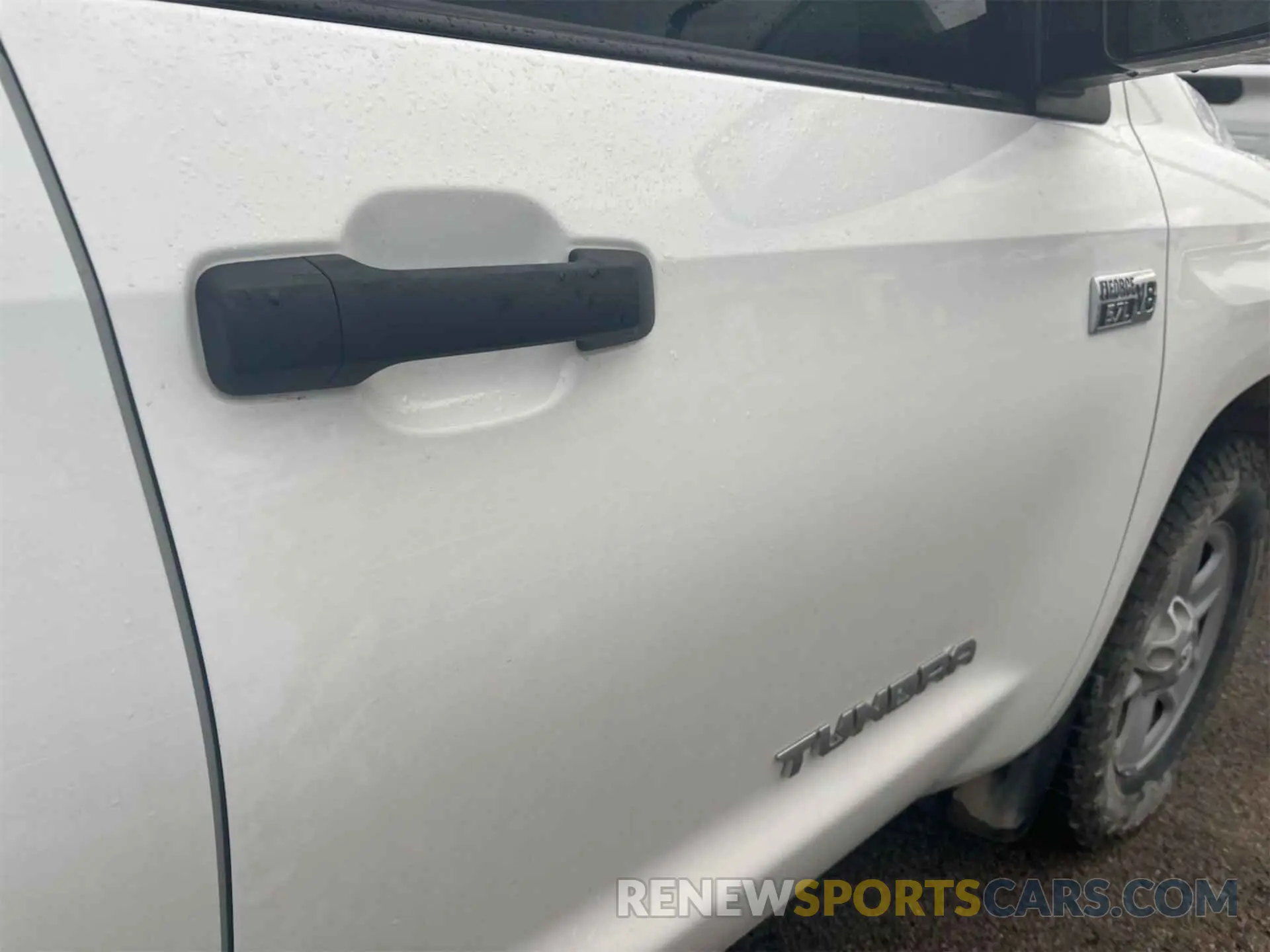 15 fotografías del automóvil dañado 5TFDY5F10MX998803 TOYOTA TUNDRA 2021