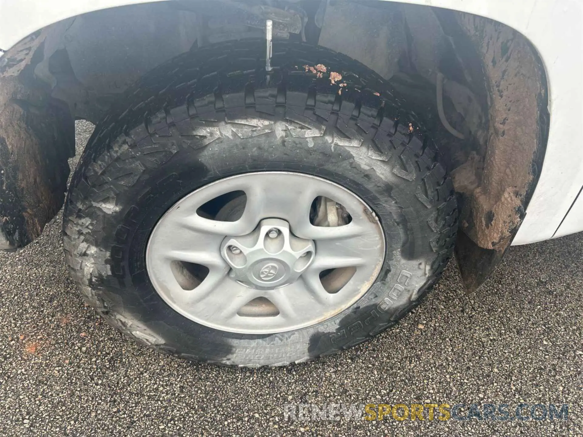 6 fotografías del automóvil dañado 5TFDY5F10MX998803 TOYOTA TUNDRA 2021