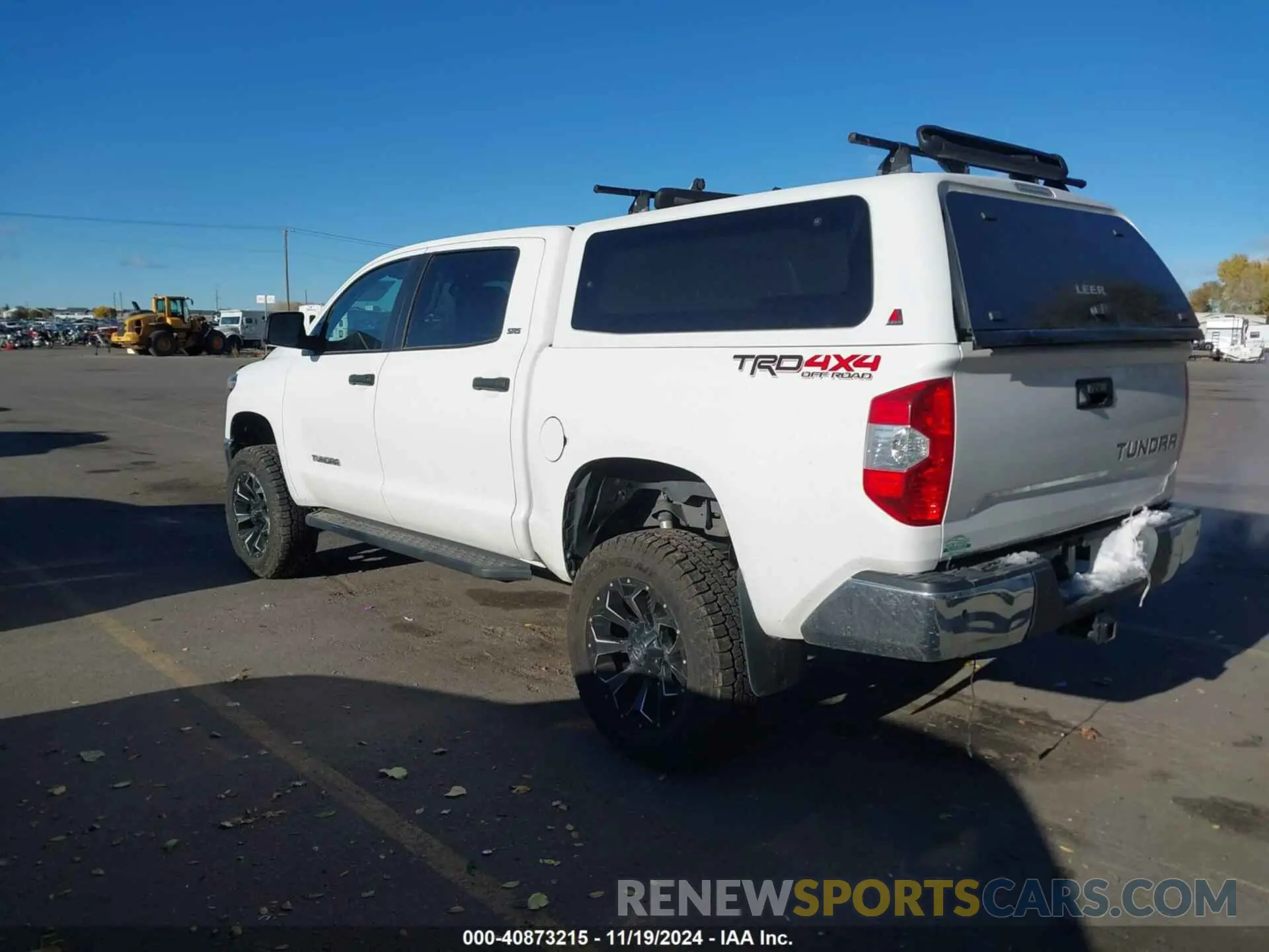 3 fotografías del automóvil dañado 5TFDY5F11MX033075 TOYOTA TUNDRA 2021