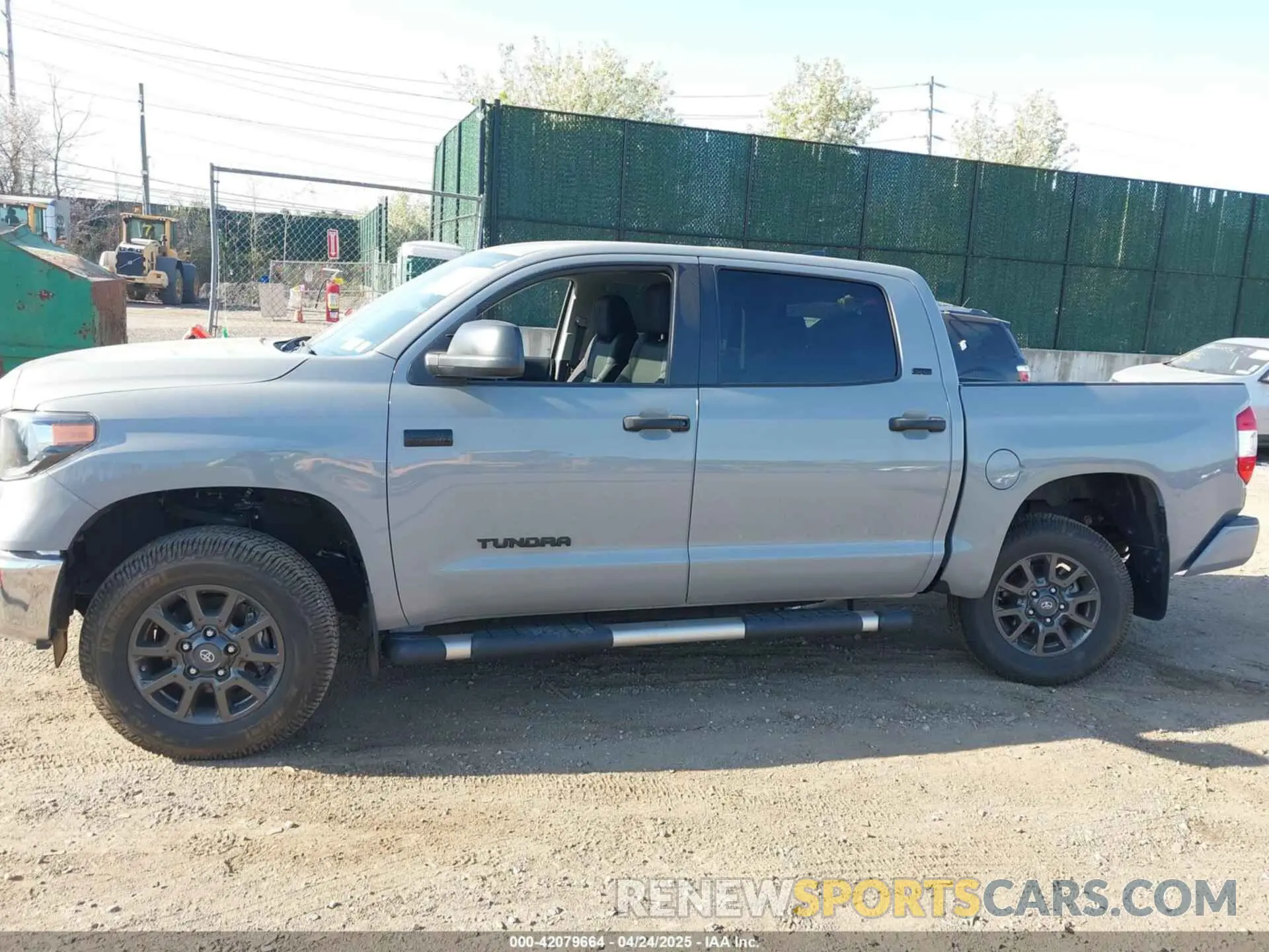 14 fotografías del automóvil dañado 5TFDY5F11MX046487 TOYOTA TUNDRA 2021