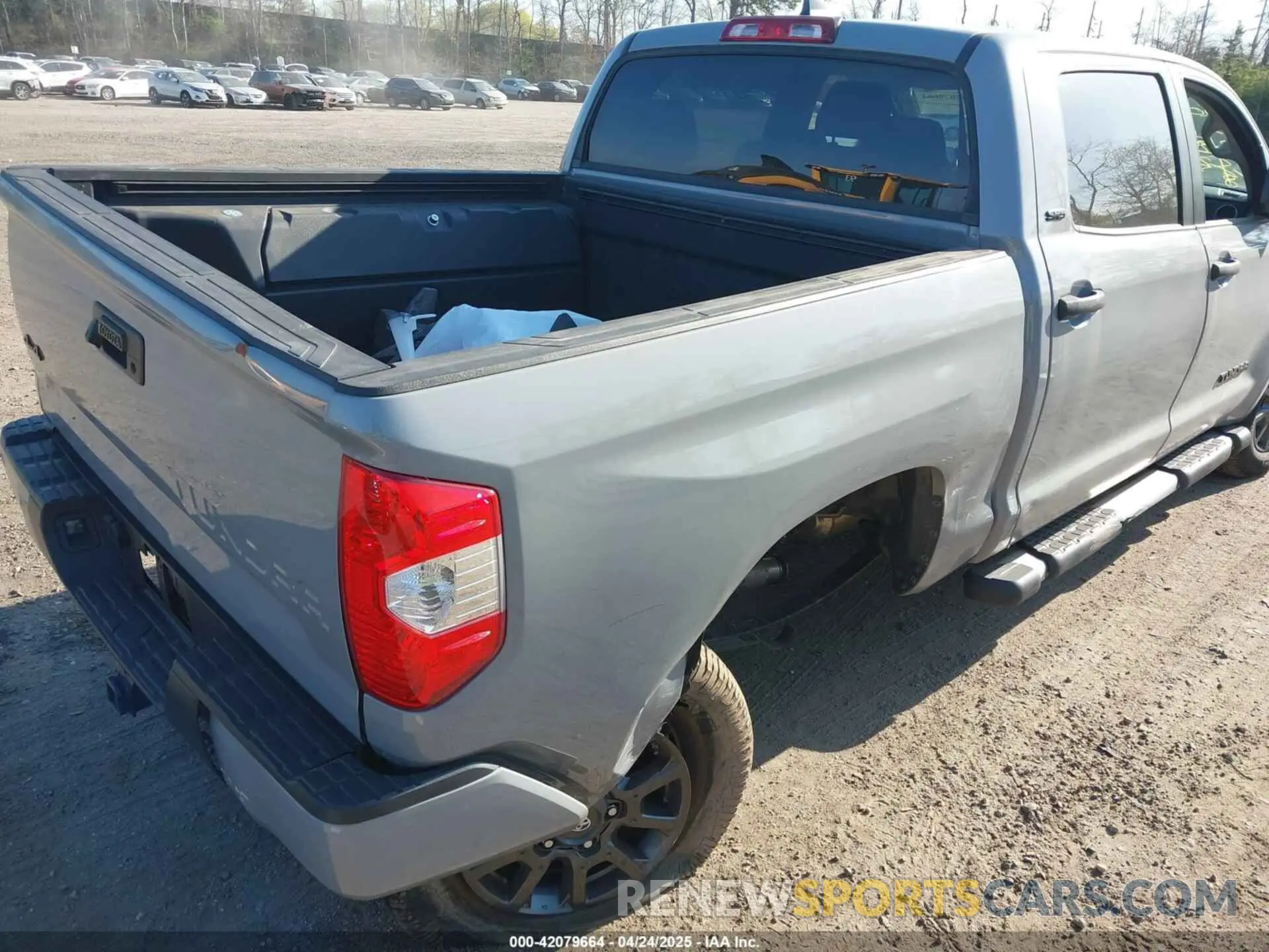 6 fotografías del automóvil dañado 5TFDY5F11MX046487 TOYOTA TUNDRA 2021