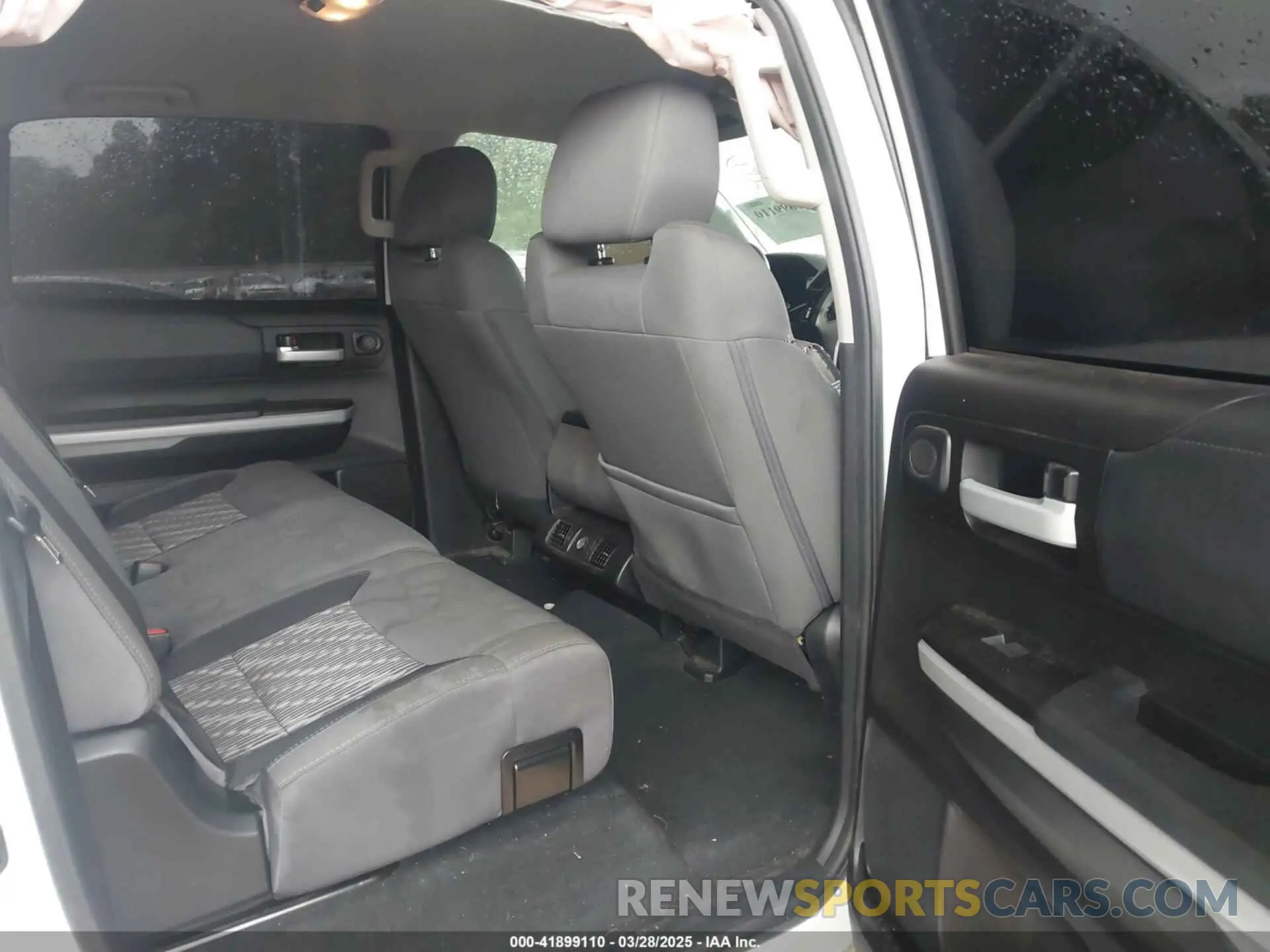 8 fotografías del automóvil dañado 5TFDY5F11MX972548 TOYOTA TUNDRA 2021