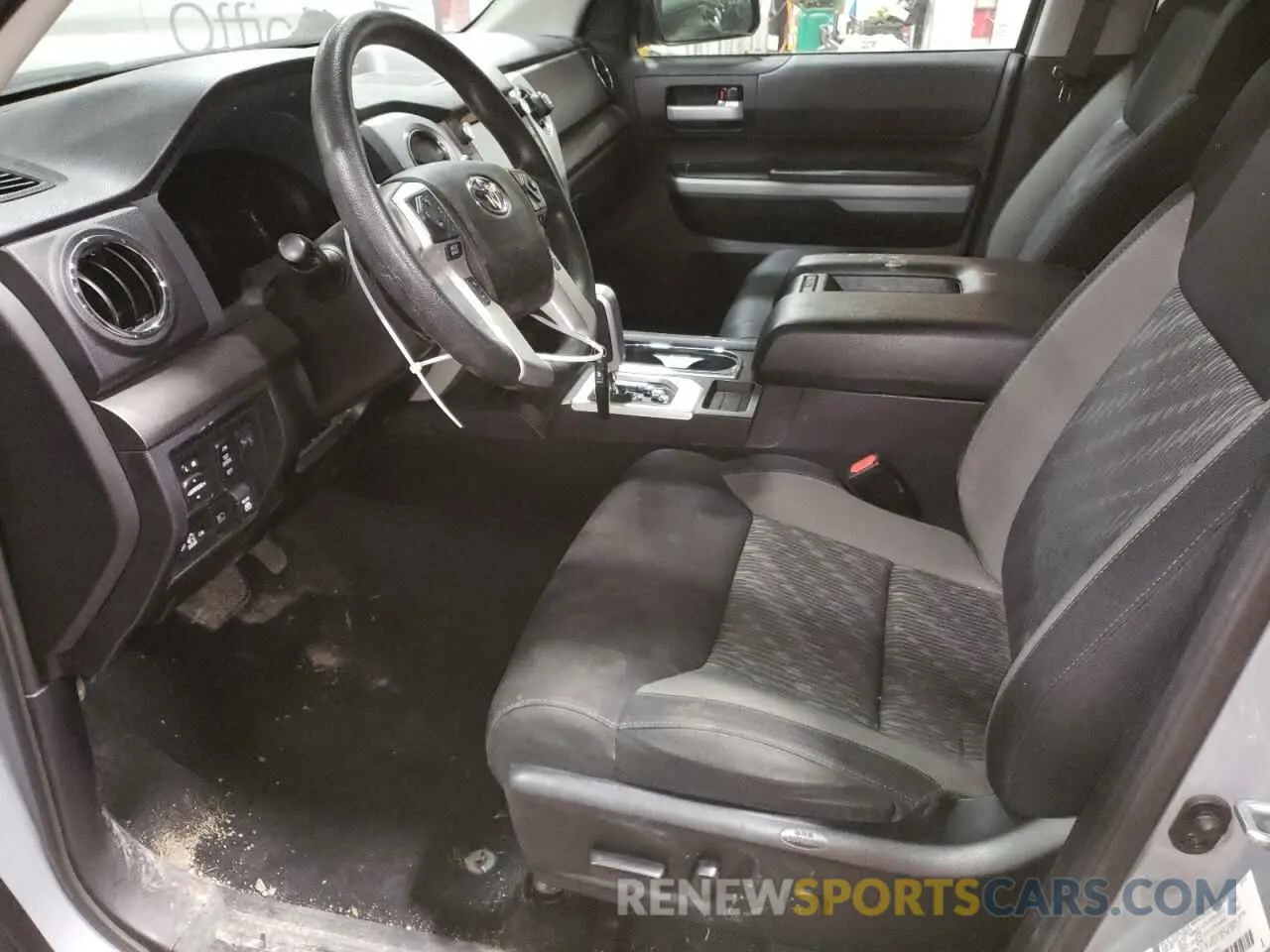 7 fotografías del automóvil dañado 5TFDY5F15MX017834 TOYOTA TUNDRA 2021