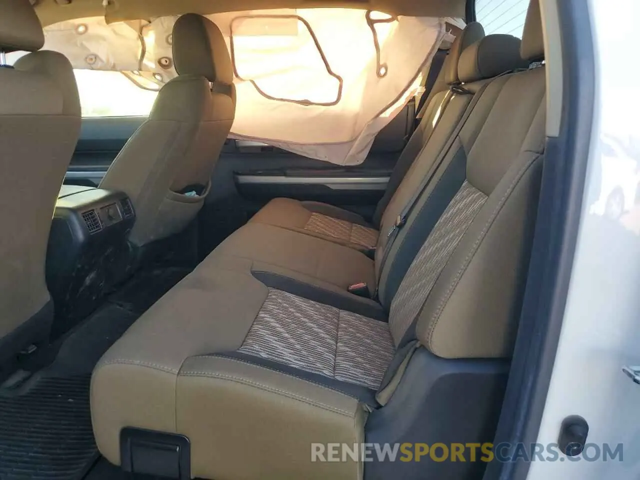 10 fotografías del automóvil dañado 5TFDY5F16MX034562 TOYOTA TUNDRA 2021