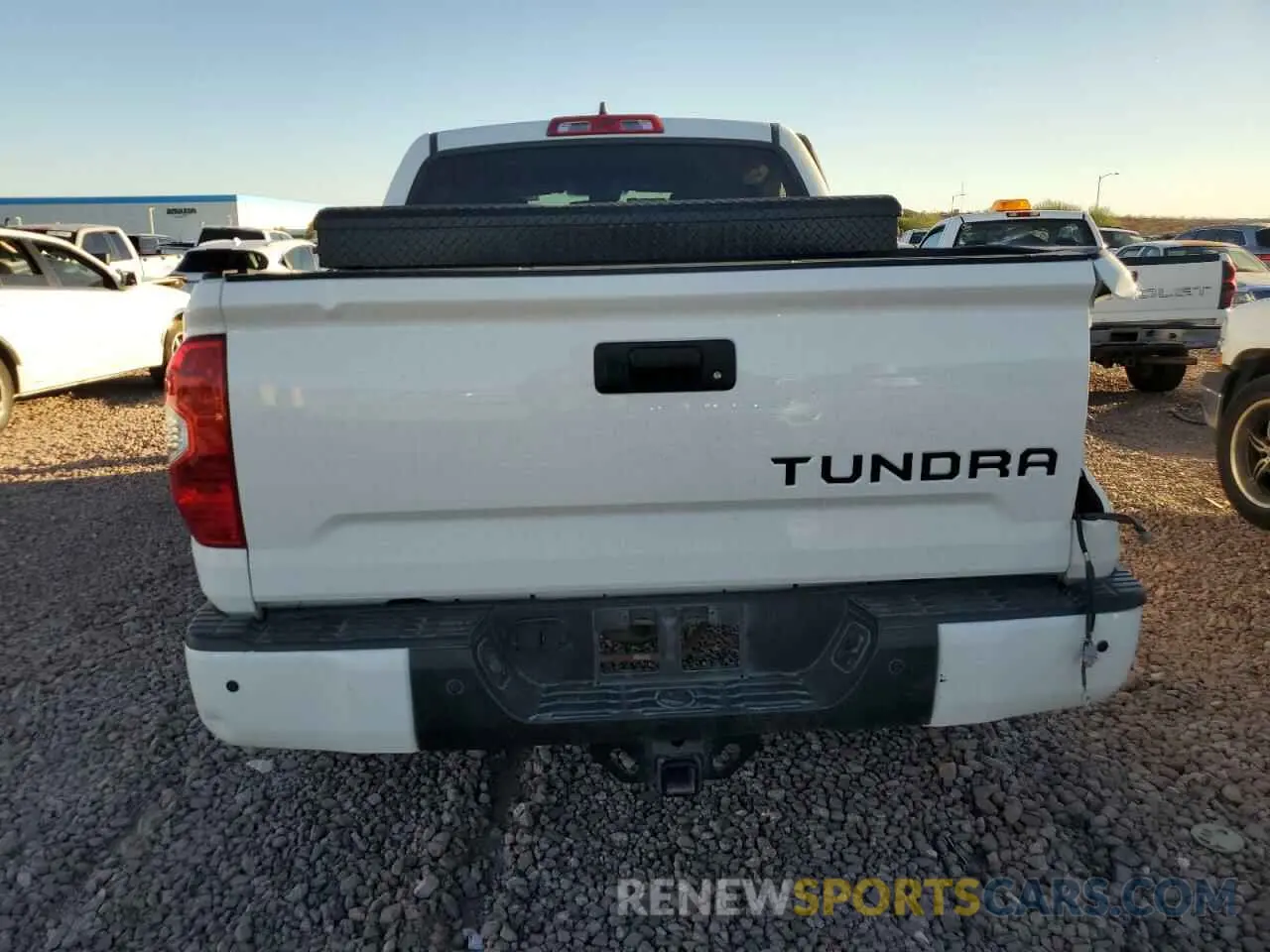 6 fotografías del automóvil dañado 5TFDY5F16MX034562 TOYOTA TUNDRA 2021